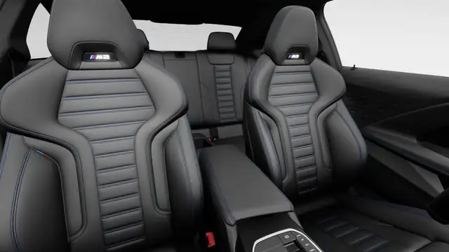 BMW M2 view 11