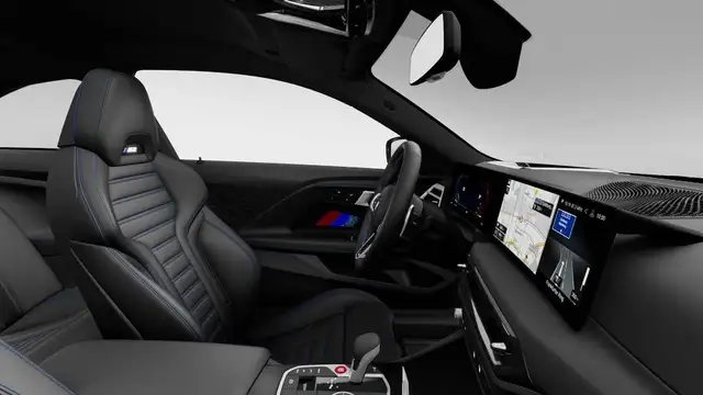 BMW M2 view 9