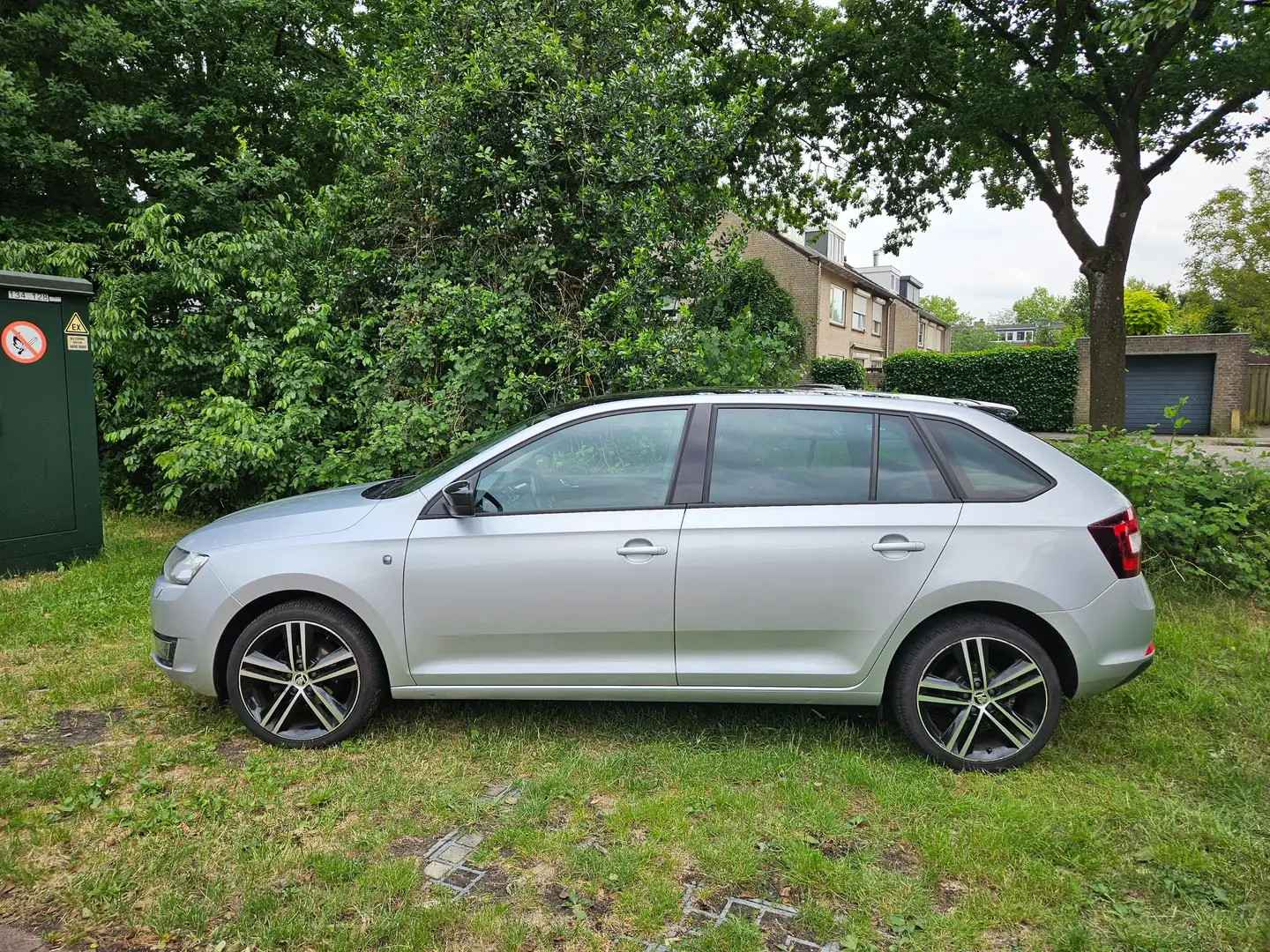 Skoda Rapid/Spaceback Rapid/Spaceback 1.2 TSI Grt Elegance Срібний - 1