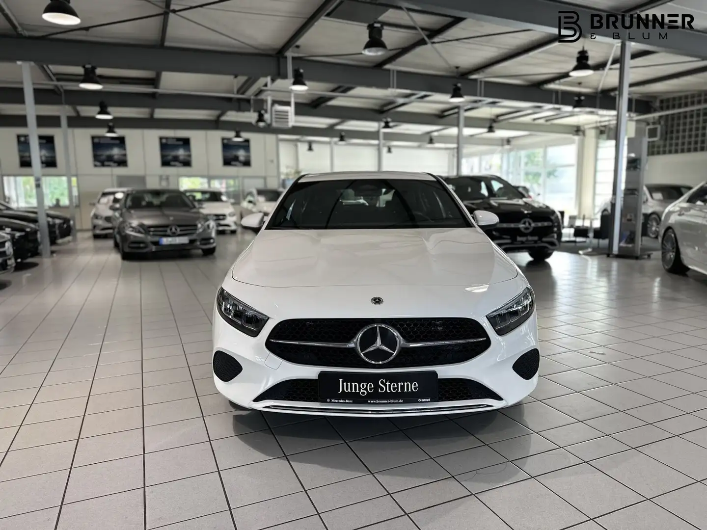 Mercedes-Benz A 180 A 180 Progressive,MBUX,LED,Kamera,Lenkradheiz., BC Bianco - 2