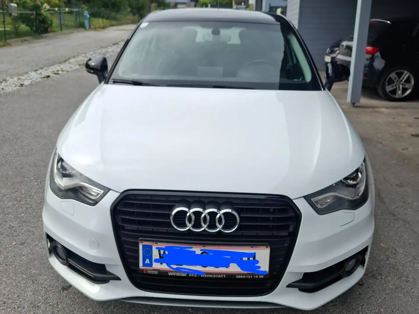 Audi A1 A1 Sportback 1.6 TDI S-Line Klein-/ Kompaktwagen Weiß - 1