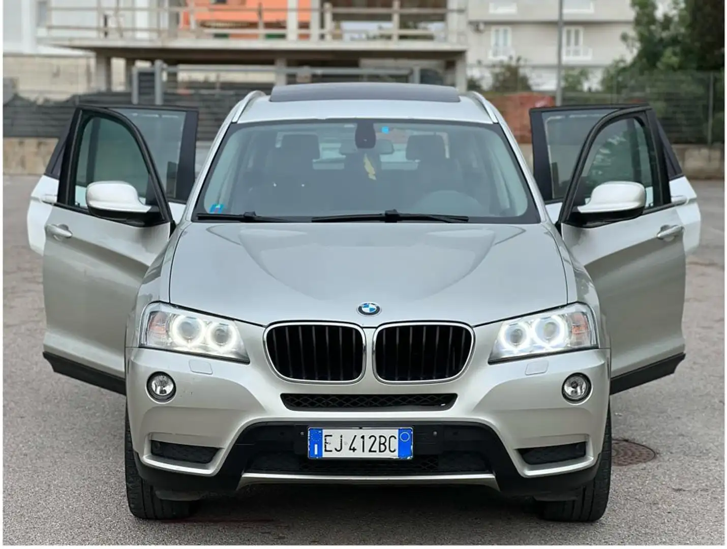BMW X3 xdrive20d Futura - 1