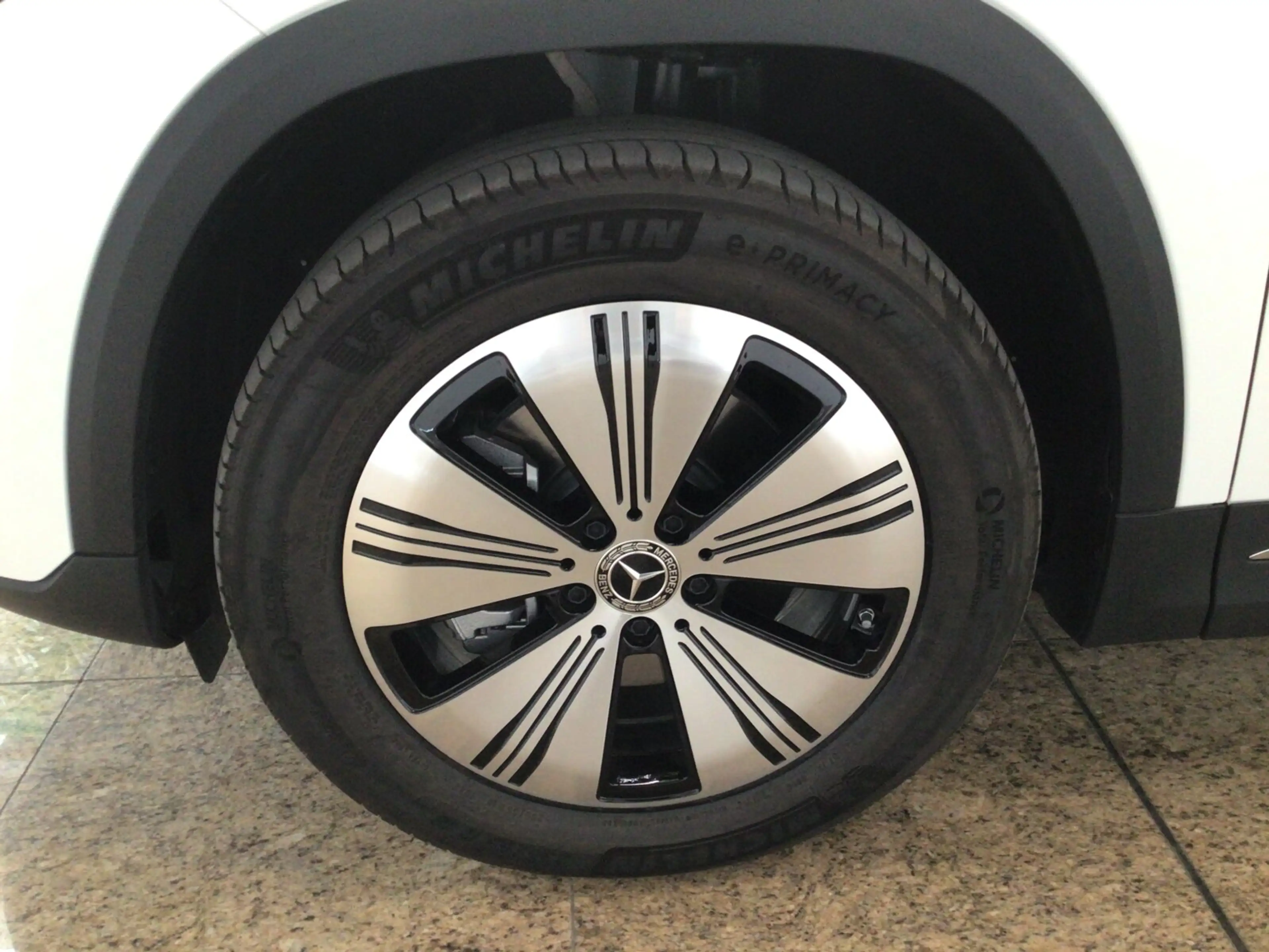 Mercedes-Benz EQA 300 EQA 300 4M Progressive Advanc/Totw/V-Distr/MBUX — photo 15