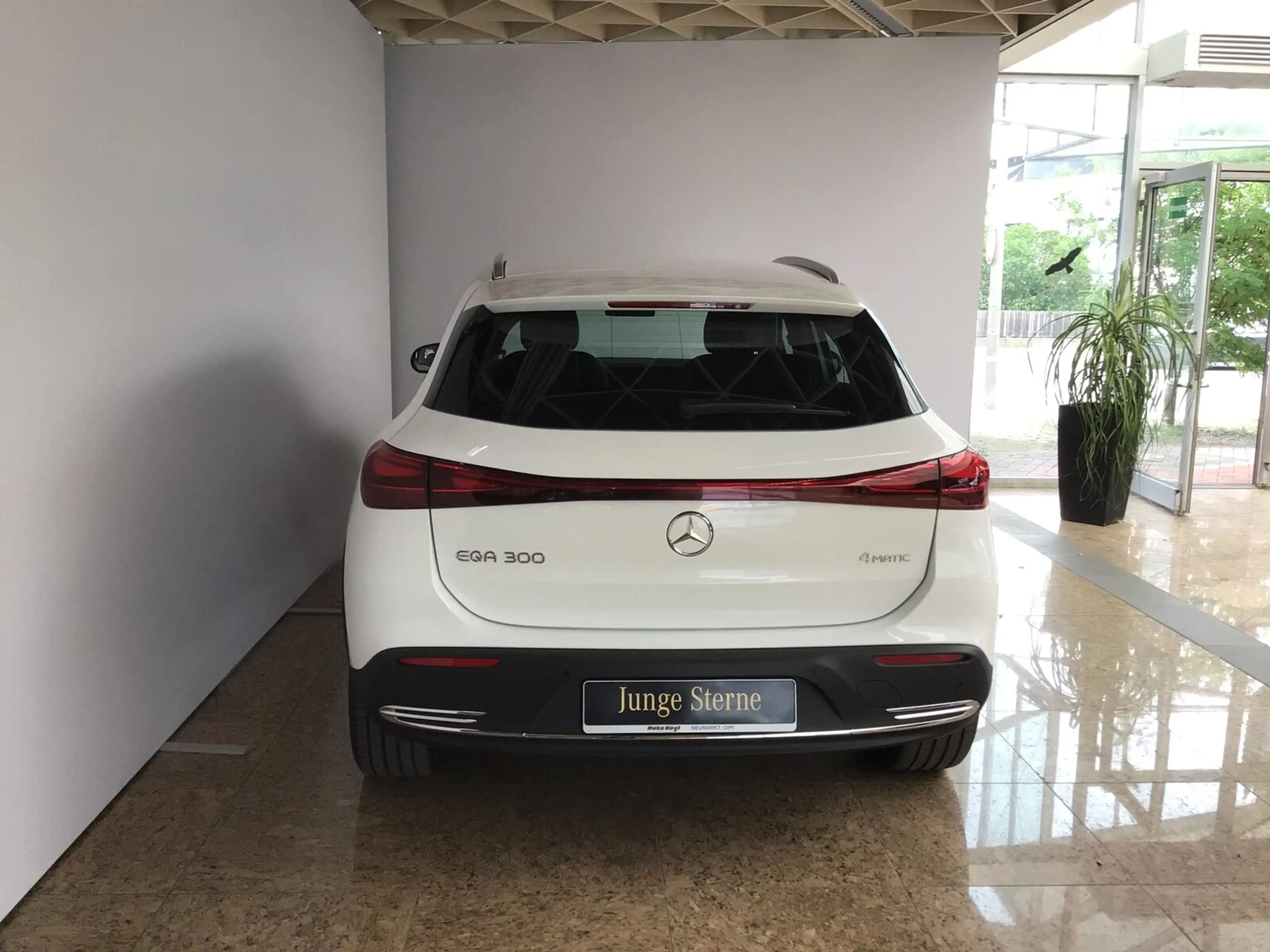 Mercedes-Benz EQA 300 EQA 300 4M Progressive Advanc/Totw/V-Distr/MBUX — photo 5