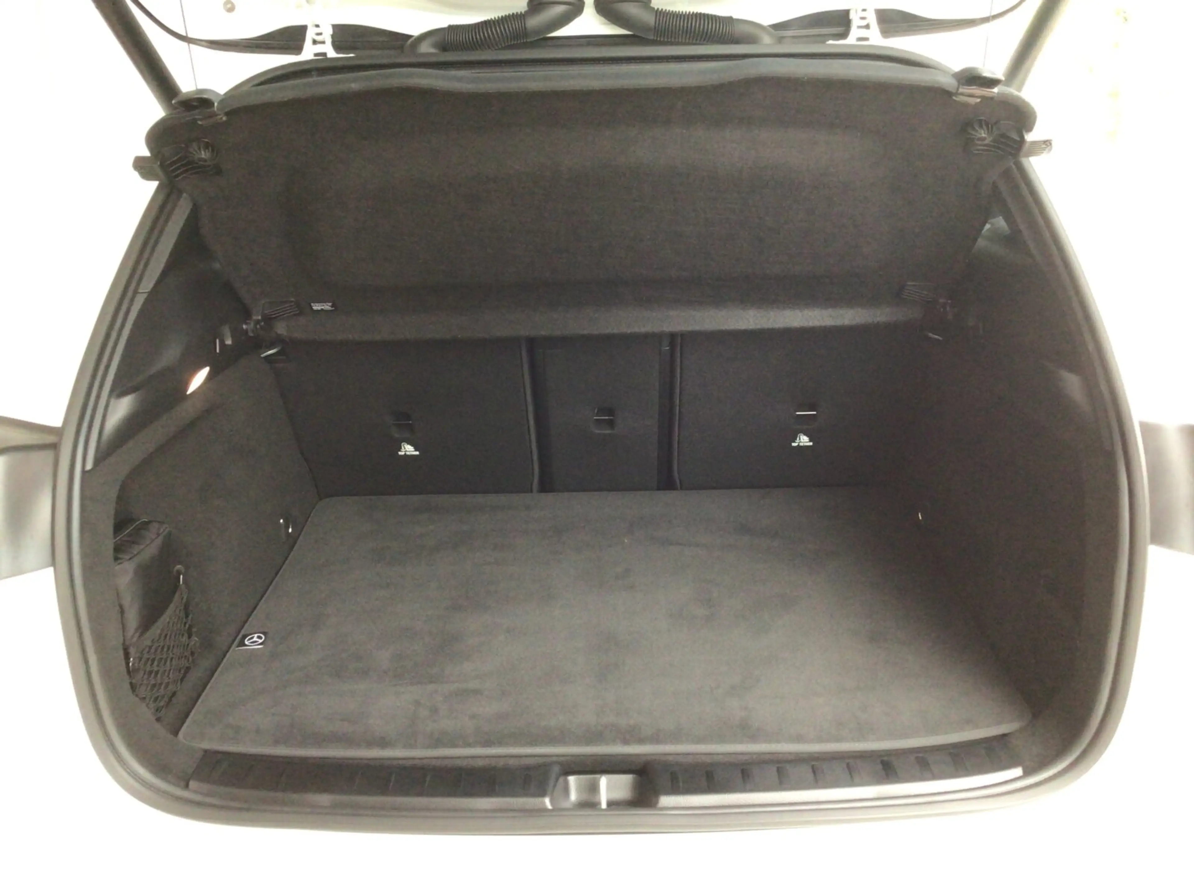 Mercedes-Benz EQA 300 EQA 300 4M Progressive Advanc/Totw/V-Distr/MBUX — photo 14