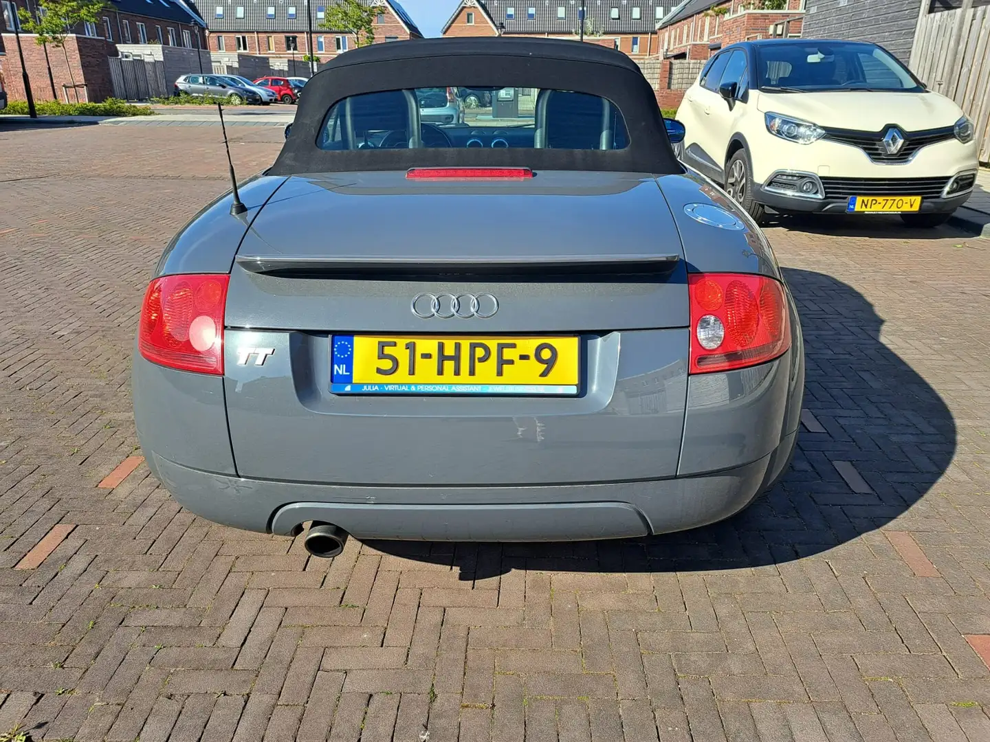 Audi TT TT 1.8 5V Turbo Grijs - 2
