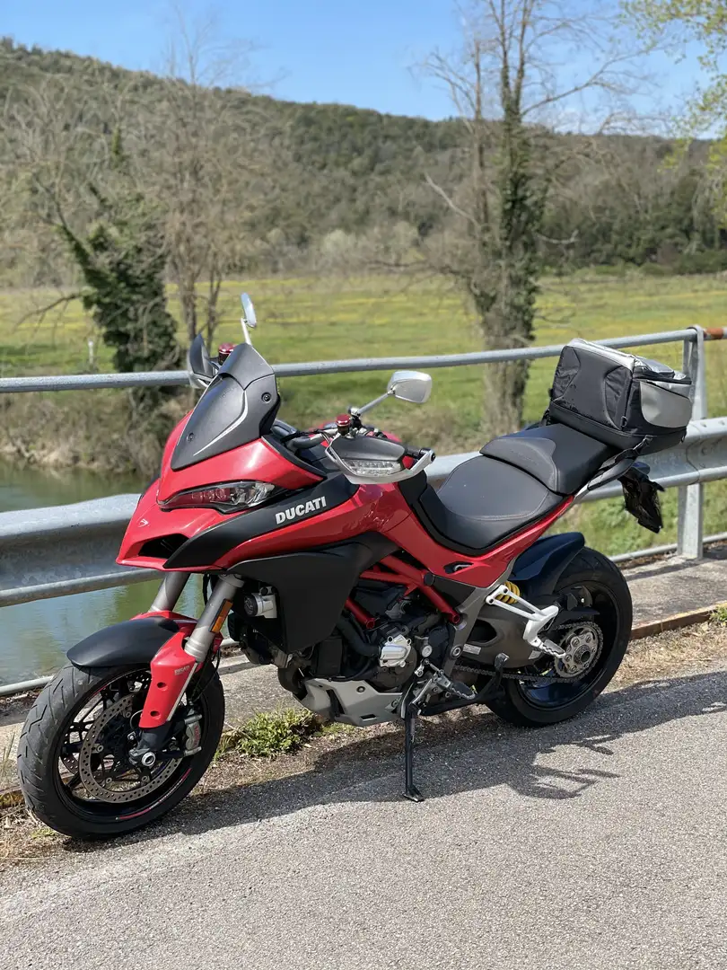 Ducati Multistrada 1200 S Red - 1