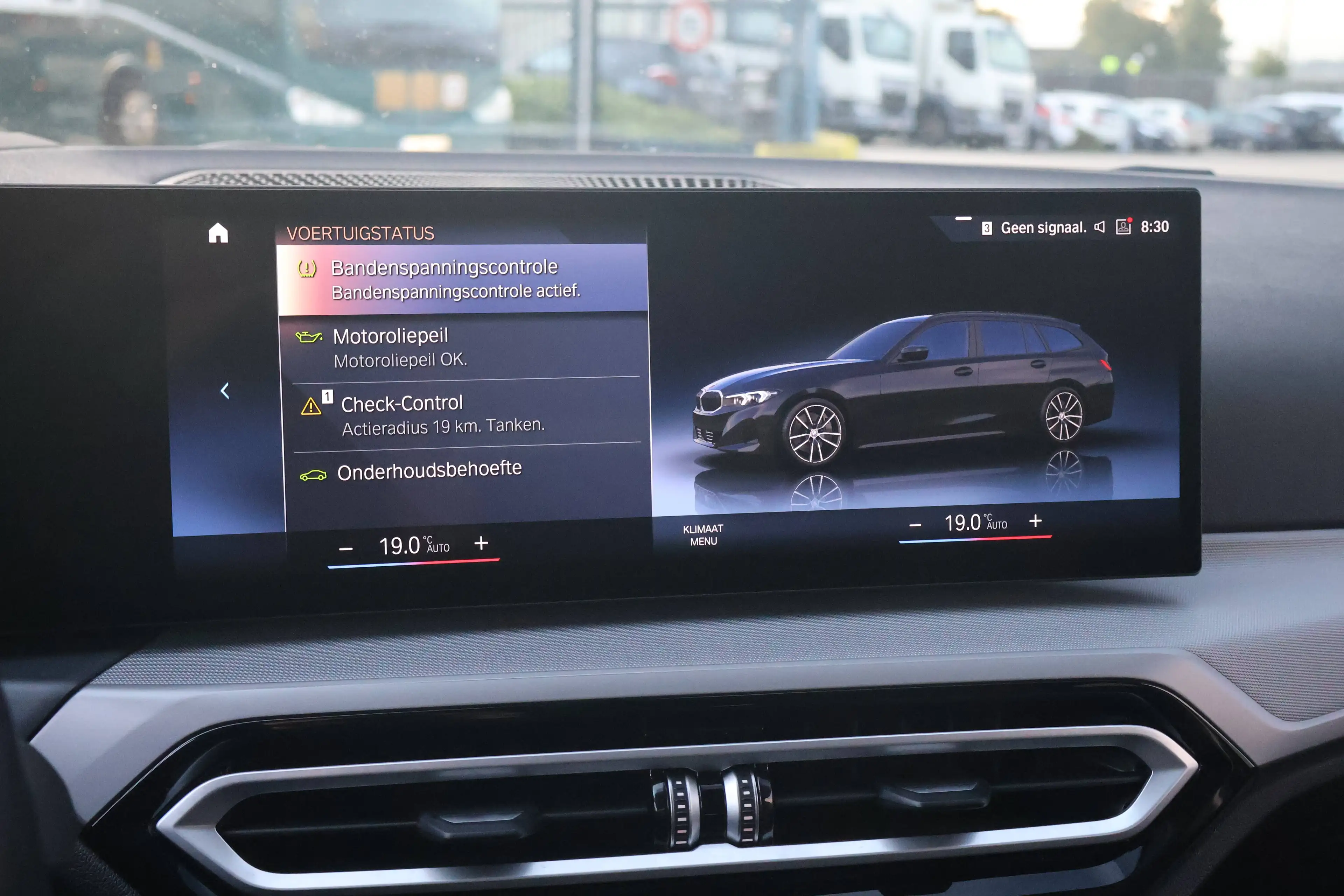 BMW 318 Touring 318iA — photo 17
