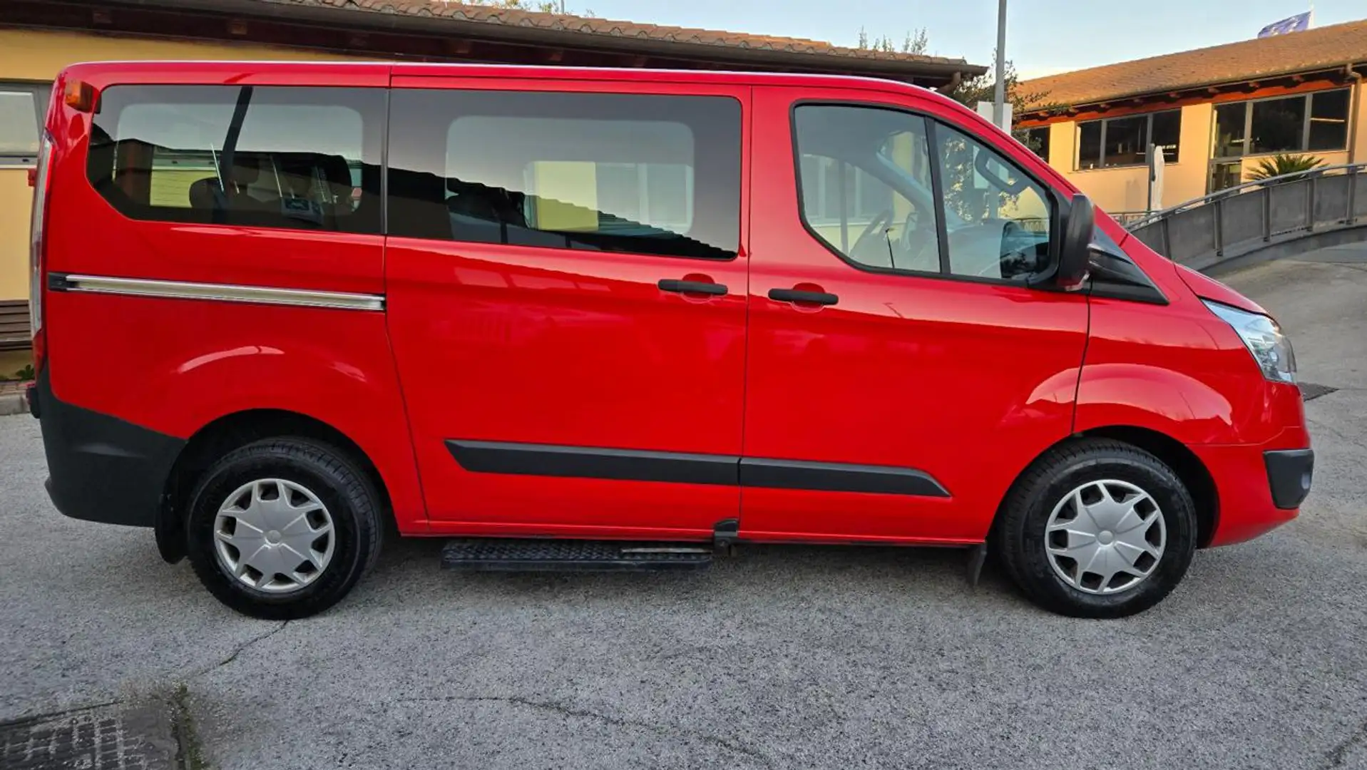 Ford Transit Custom 310 2.0 TDCi 9 POSTI 2 CLIMA IVA ESPOSTA COMPRESA Rouge - 2