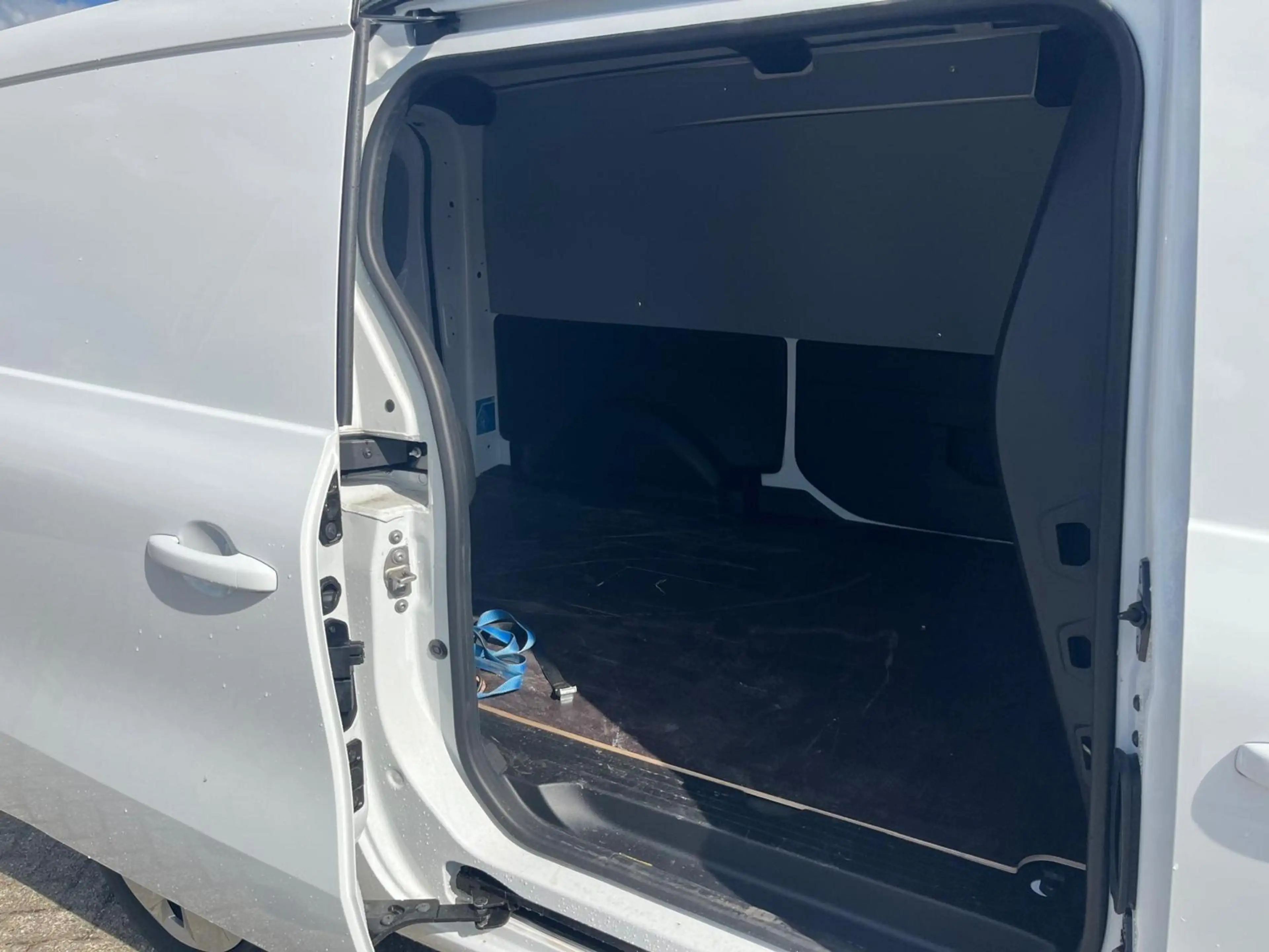 Nissan Townstar N-Connecta L2 44 kWh — photo 14