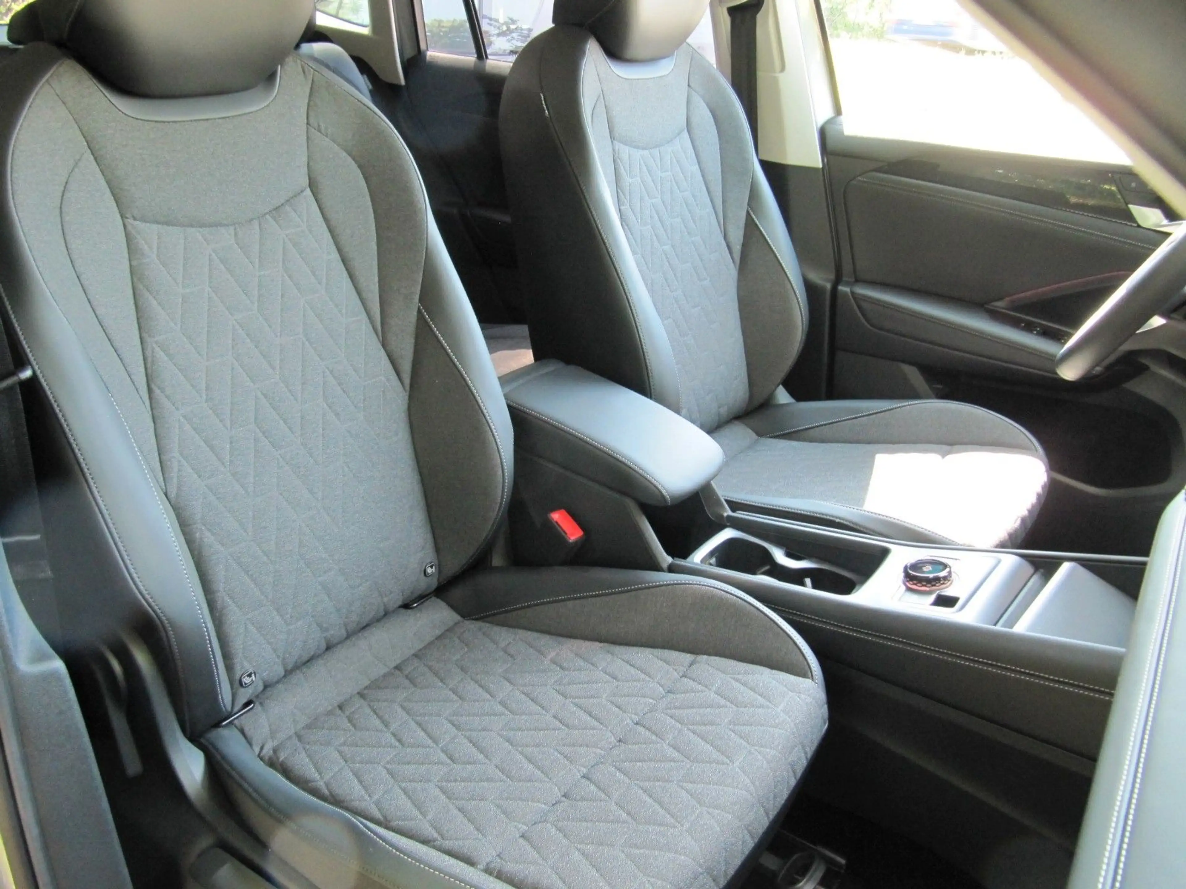 Volkswagen Tiguan 1.5 eTSI  DSG+STANDHEIZ+KAMERA — photo 11
