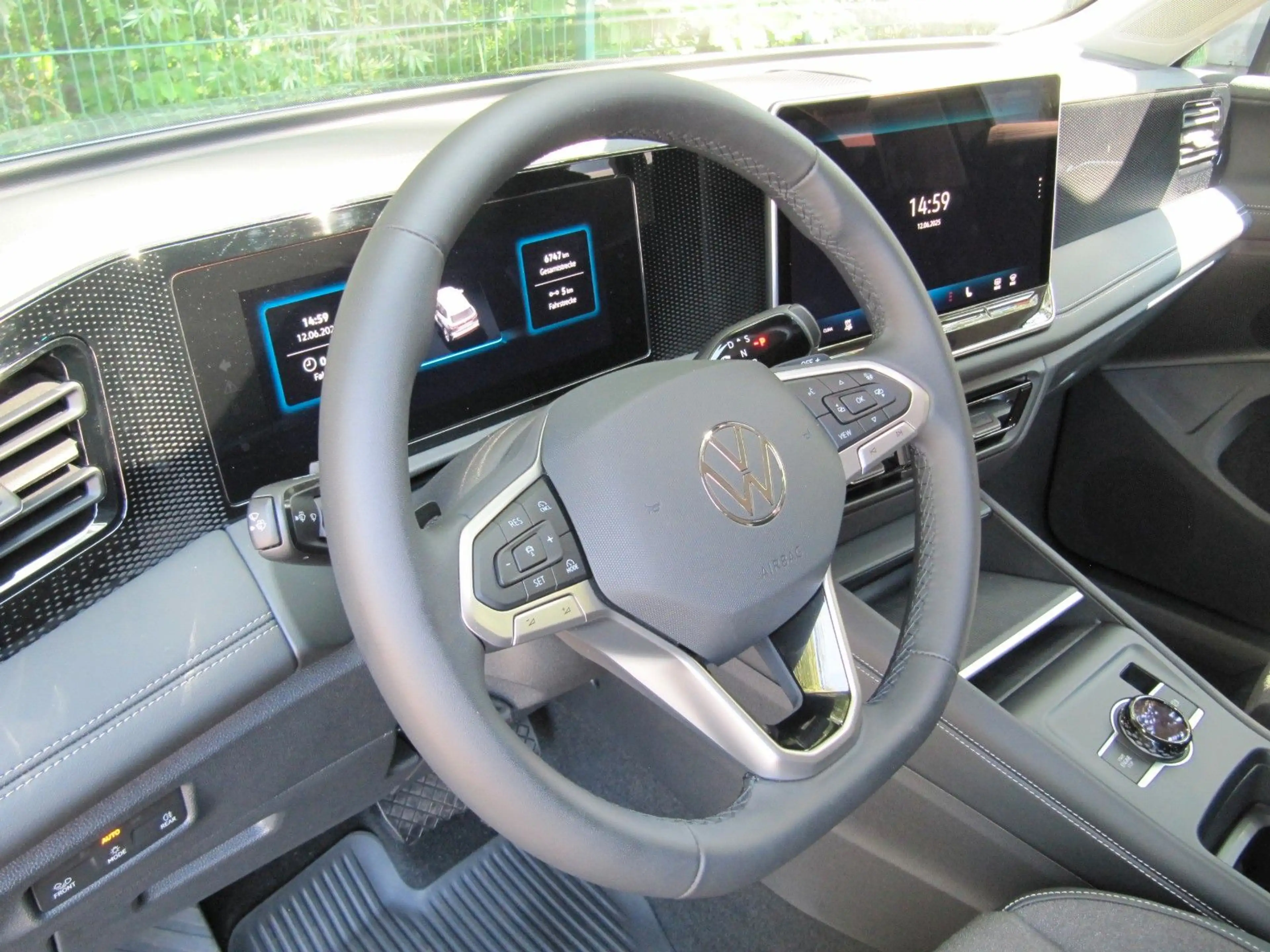 Volkswagen Tiguan 1.5 eTSI  DSG+STANDHEIZ+KAMERA — photo 7