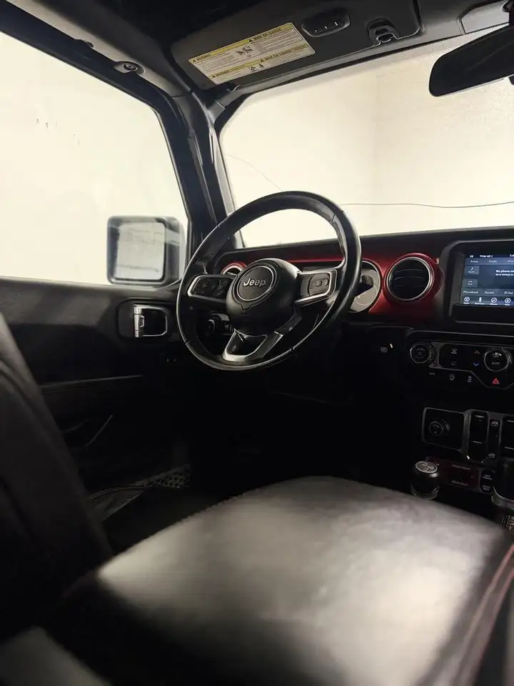 Jeep Wrangler снимка Jeep Wrangler