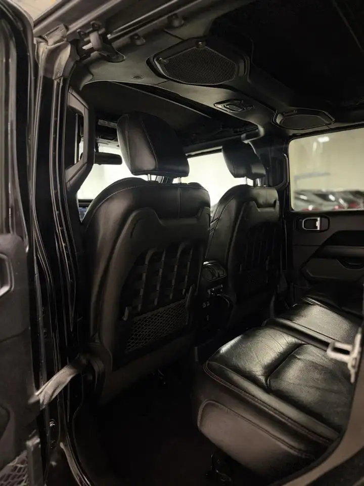 Jeep Wrangler снимка Jeep Wrangler