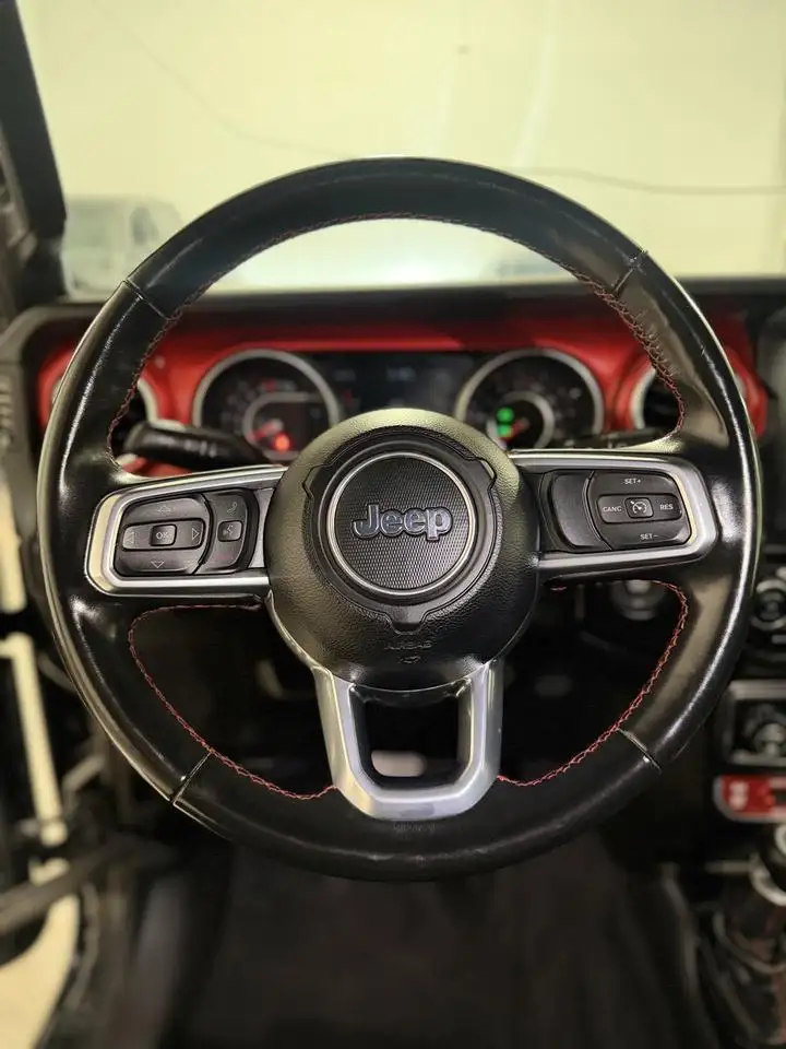 Jeep Wrangler снимка Jeep Wrangler