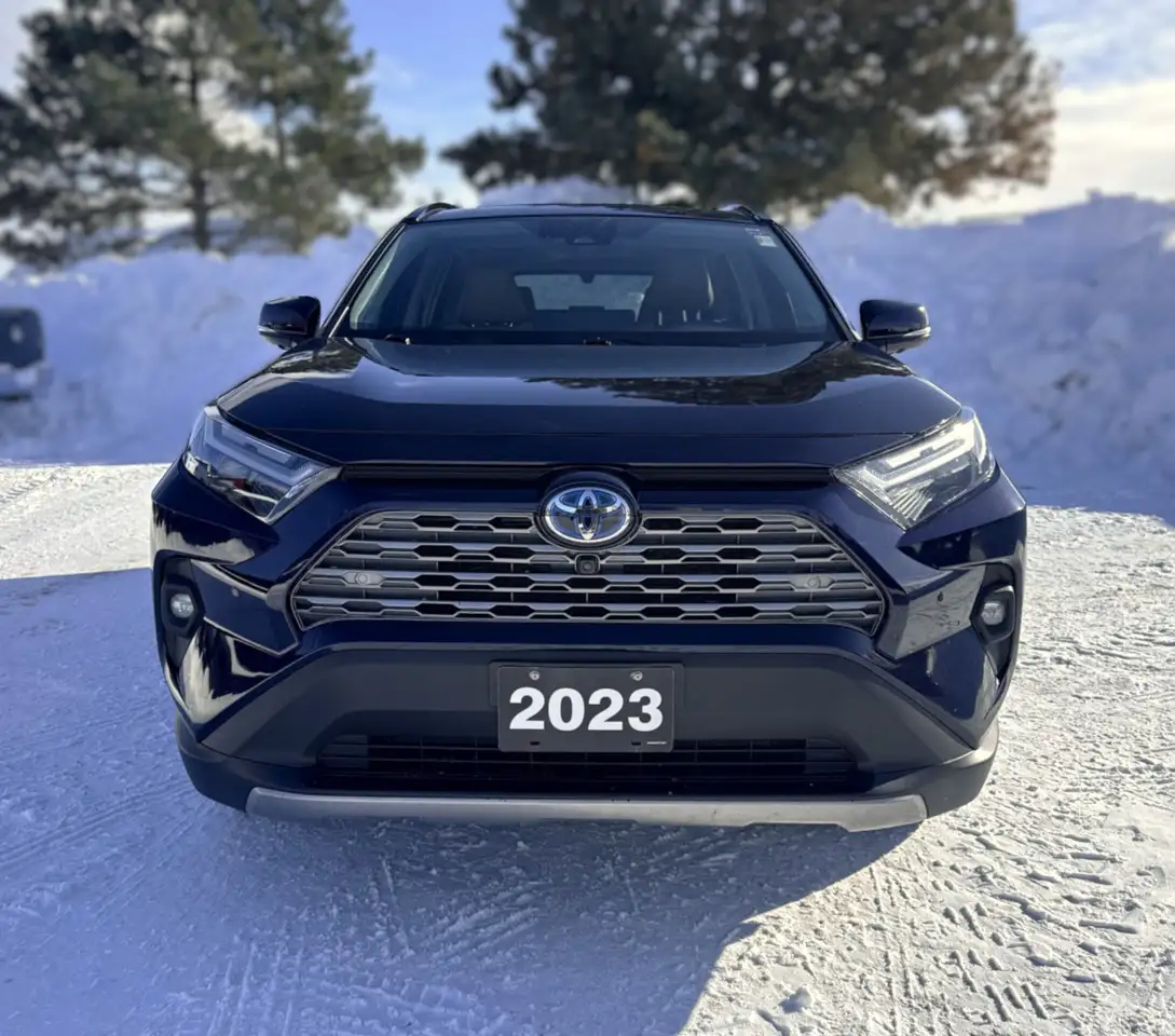 Toyota RAV 4 снимка Toyota RAV 4
