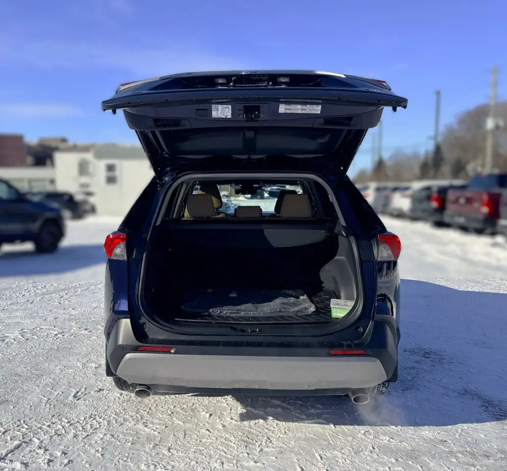 Toyota RAV 4 снимка Toyota RAV 4