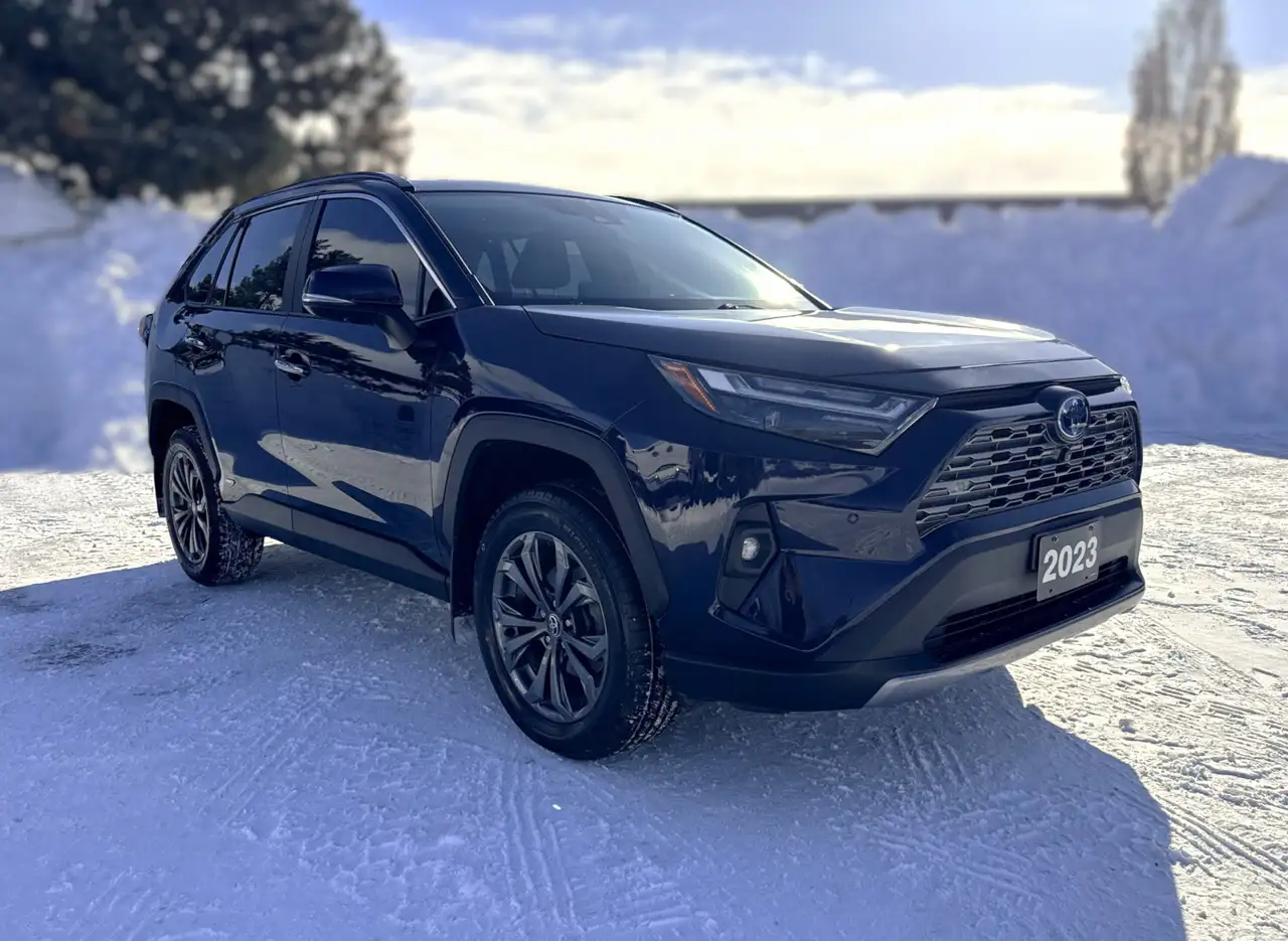Toyota RAV 4 снимка Toyota RAV 4