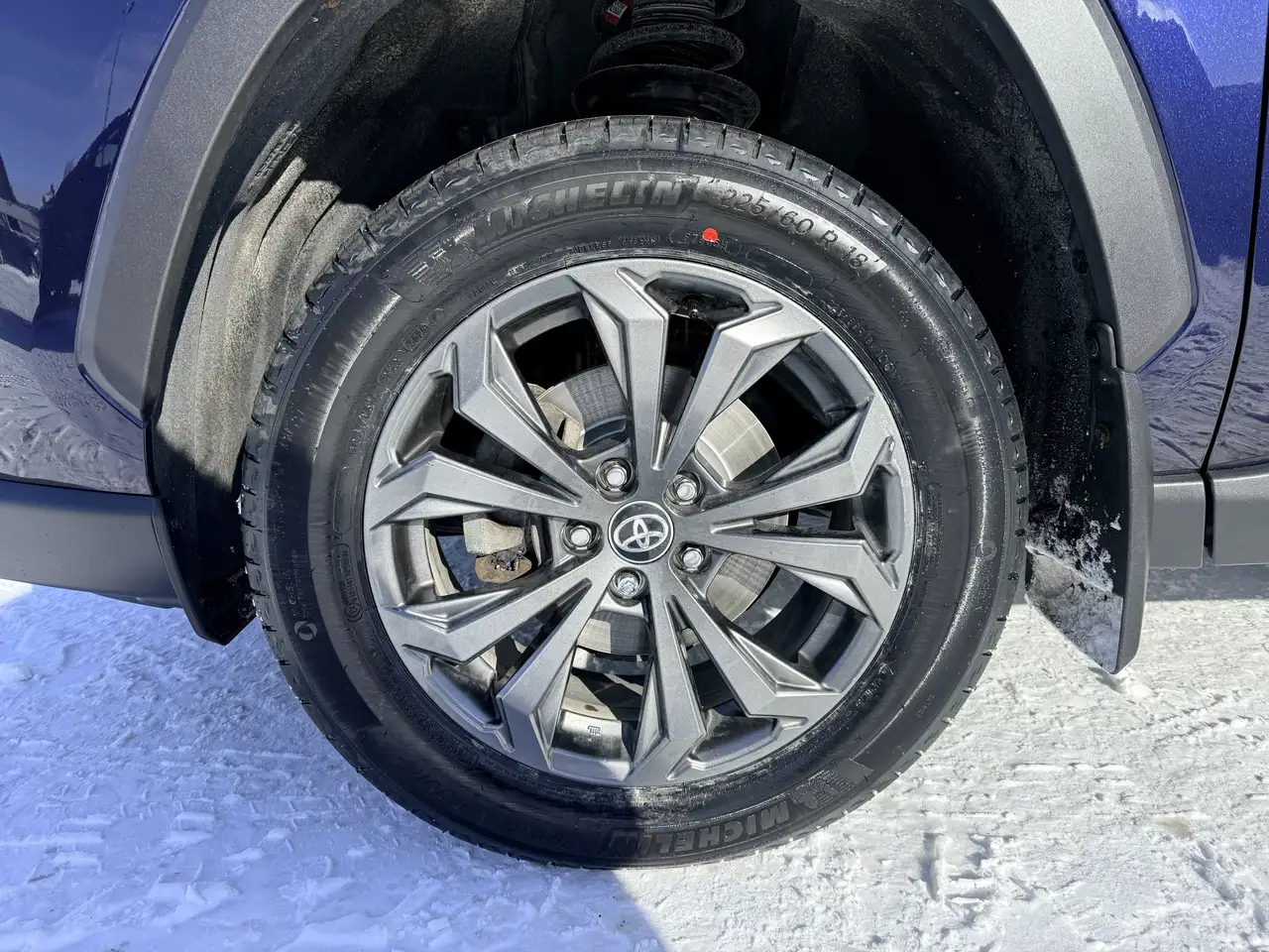 Toyota RAV 4 снимка Toyota RAV 4