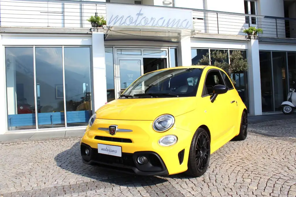 Abarth 595 Pista 2018 из Европы — купить под ключ