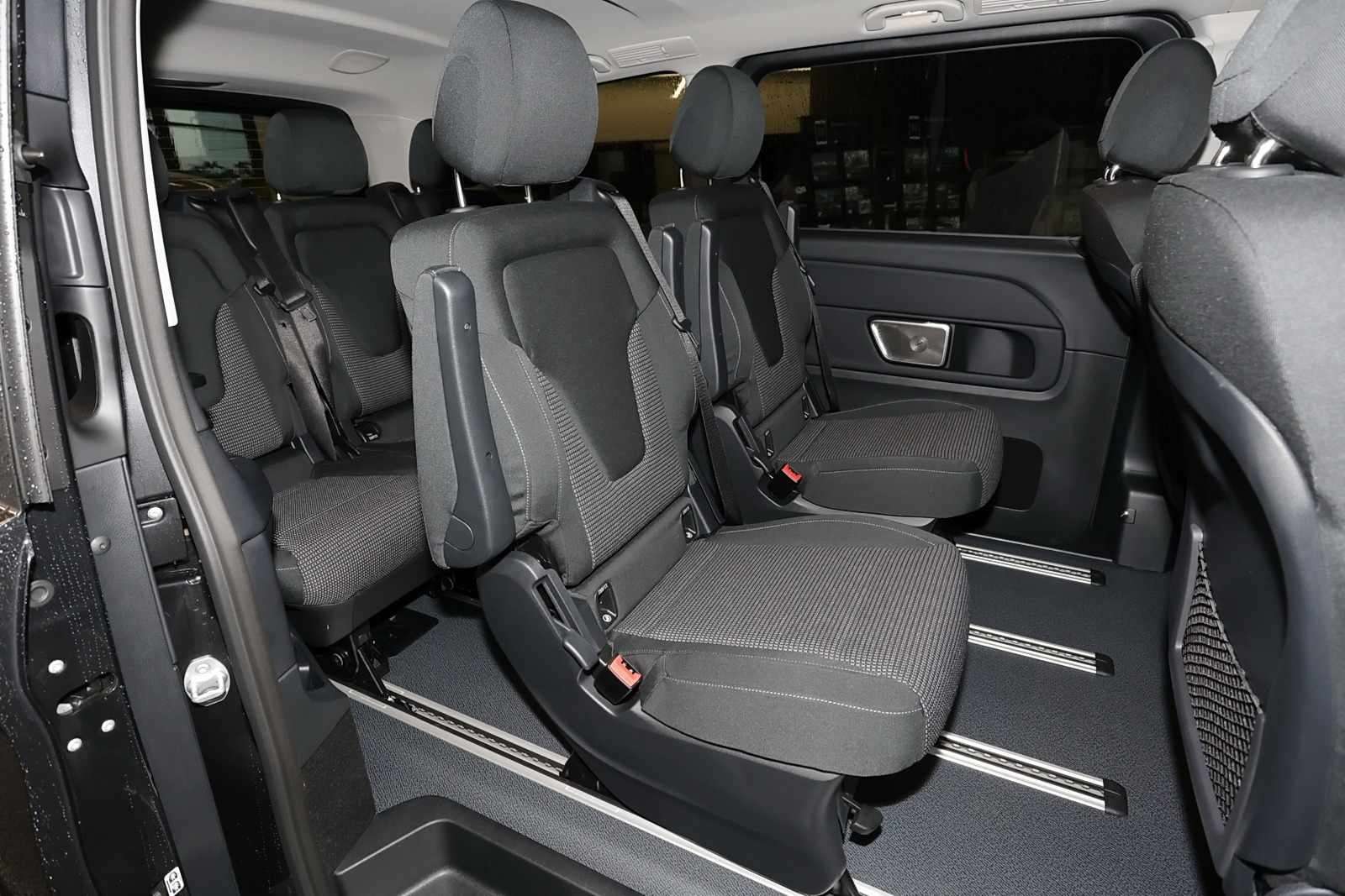 Mercedes-Benz V 250