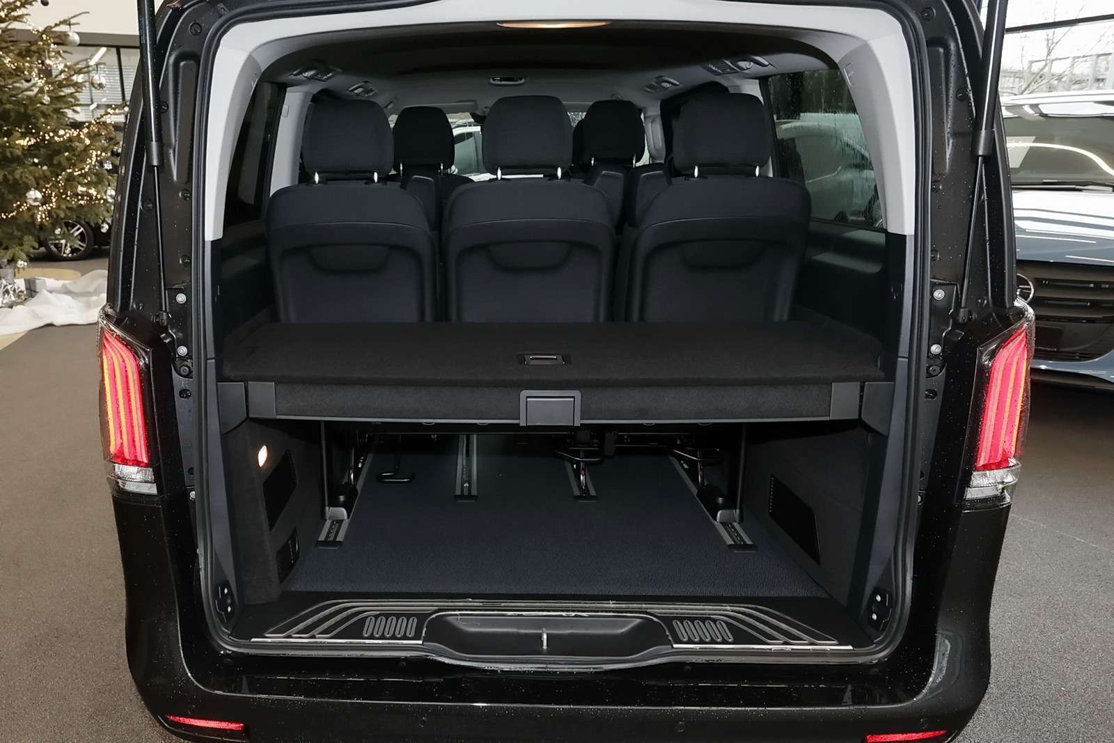 Mercedes-Benz V 250