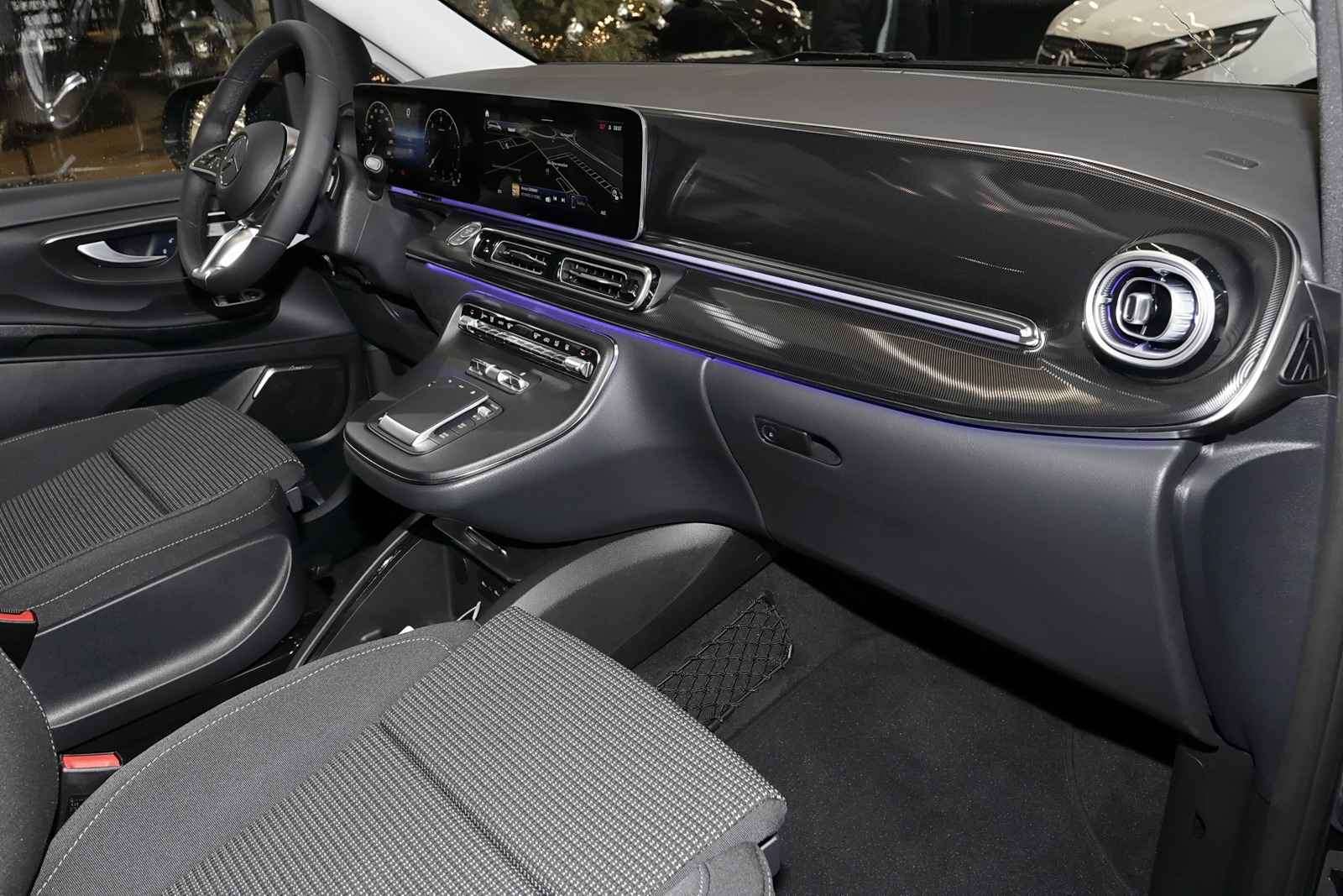 Mercedes-Benz V 250