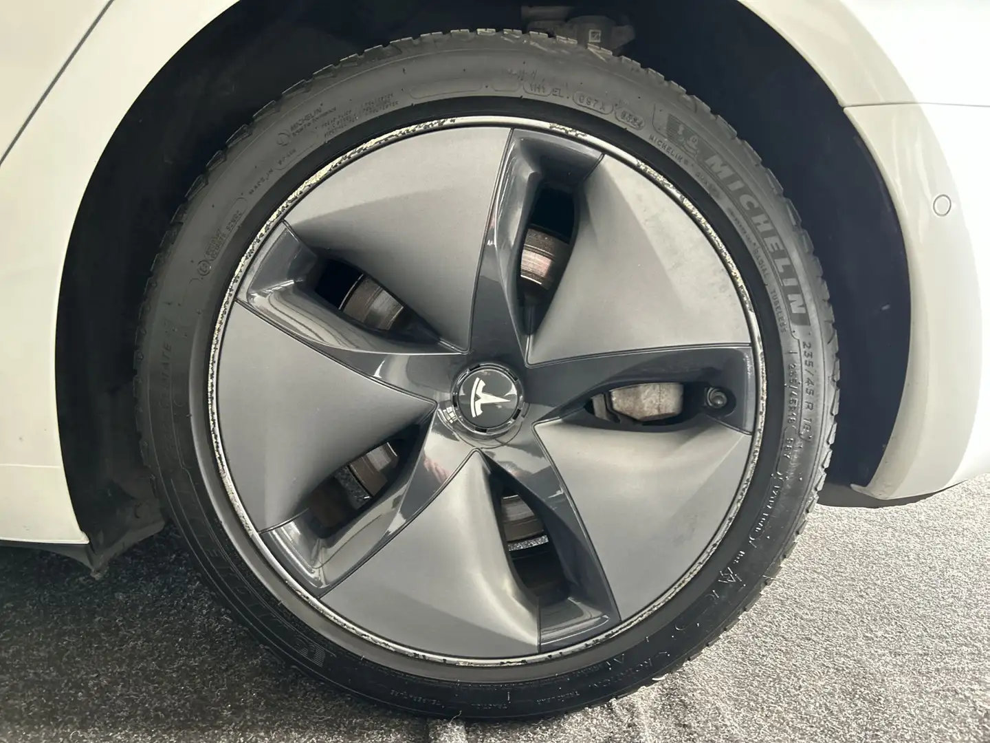 Tesla Model 3 Standard RWD Plus 60 kWh | Panoramadak | Wit - 2