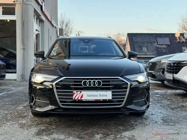 Audi A6 view 3