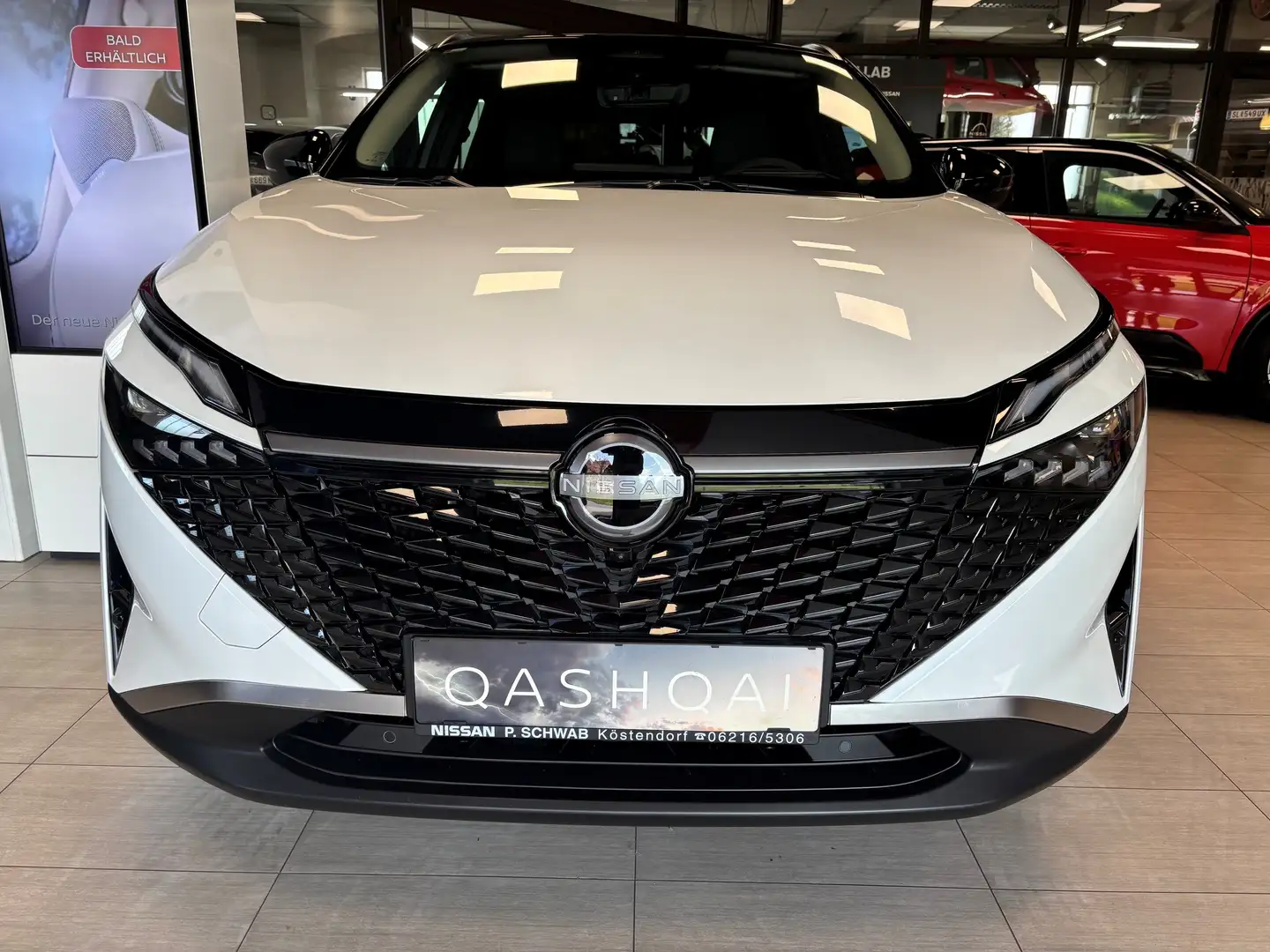 Nissan Qashqai 1,3 DIG-T 4x4 N-Connecta+ Xtronic Finanzg. 40.390, Weiß - 1