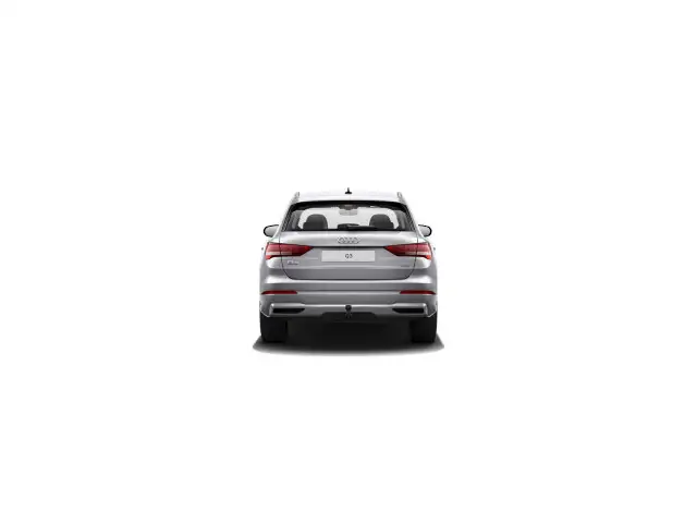 Audi Q3 view 4