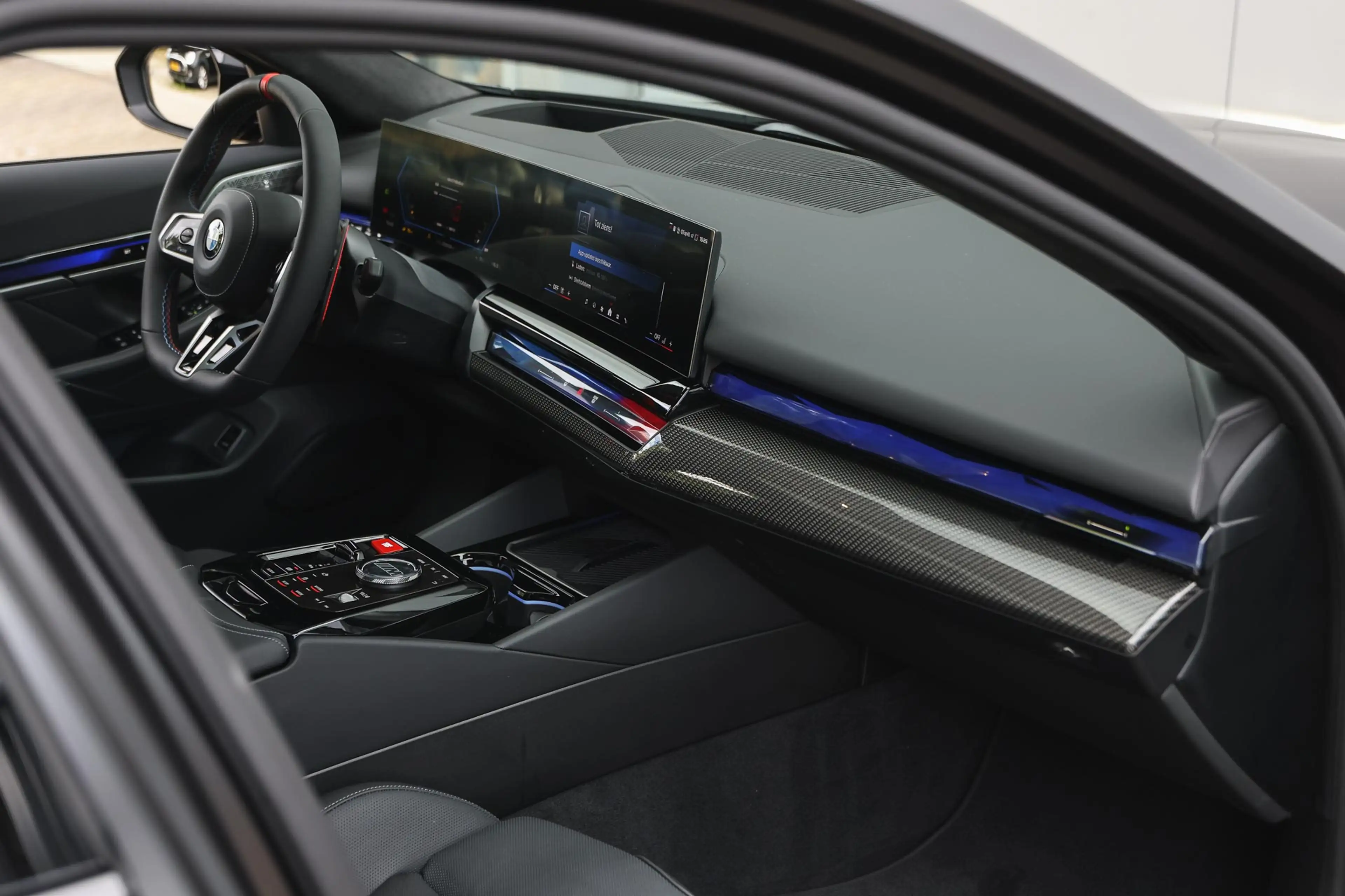 BMW M5 Automaat / M Drive Professional / Panoramadak / Bo — photo 10
