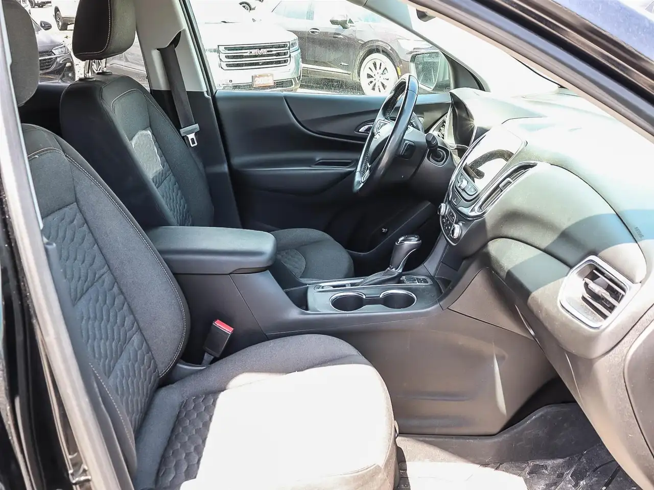 Chevrolet Equinox снимка Chevrolet Equinox