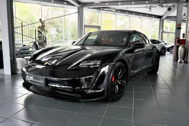 Porsche Taycan 4S Cross Turismo Hinterachslenkung 21Zoll