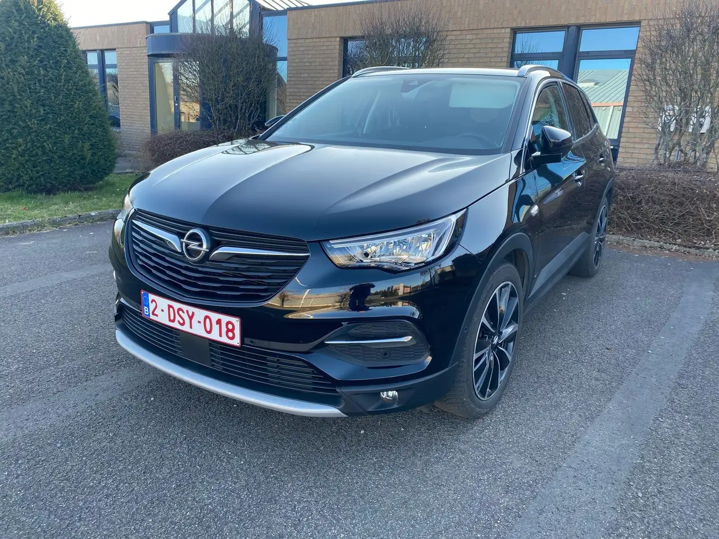 Opel Grandland X Grandland X PHEV 1.6 Turbo Innovation S Zwart - 1