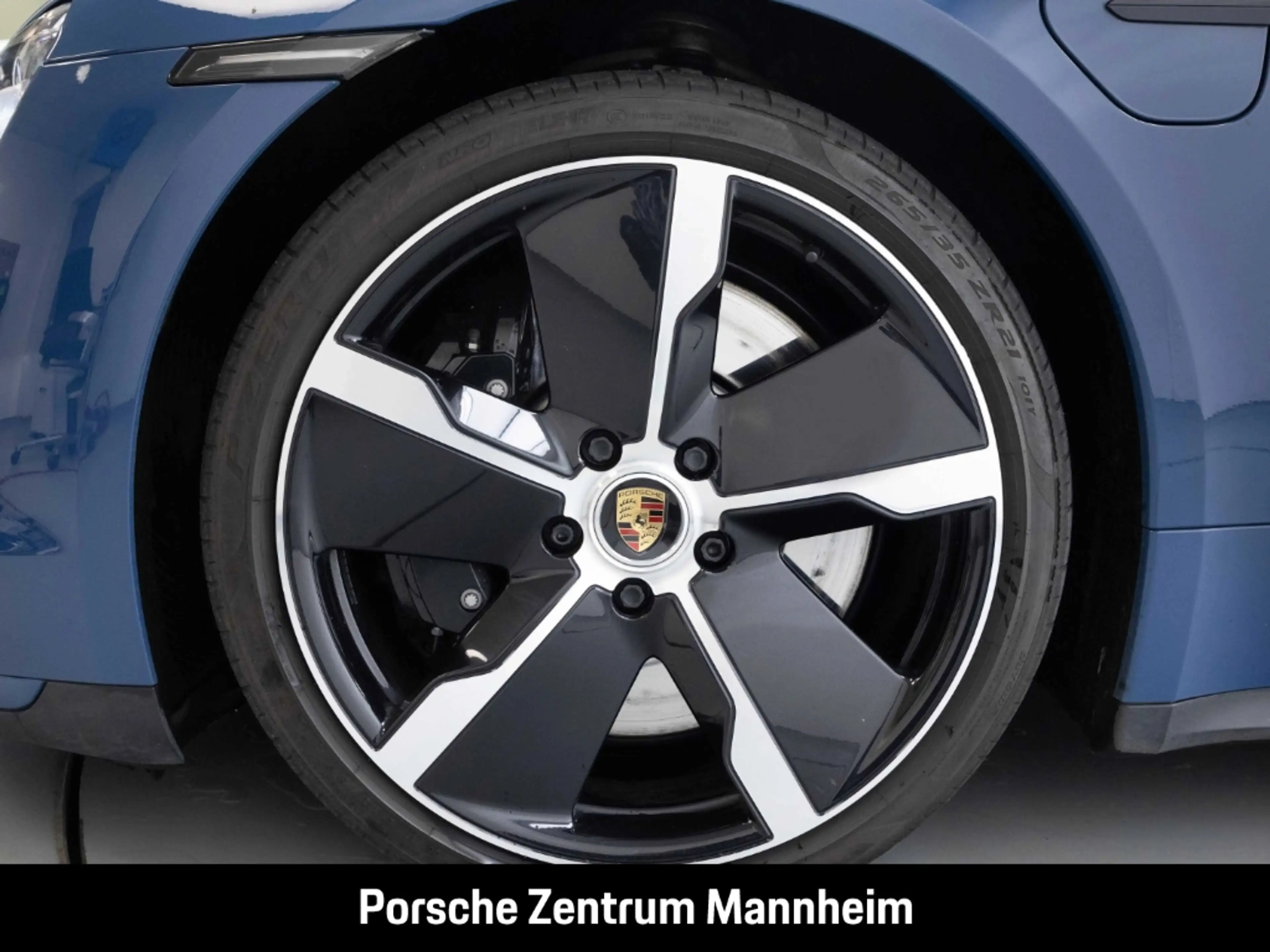 Porsche Taycan Turbo InnoDrive 18-Wege Pano SportChrono Sitzbelüf — photo 8