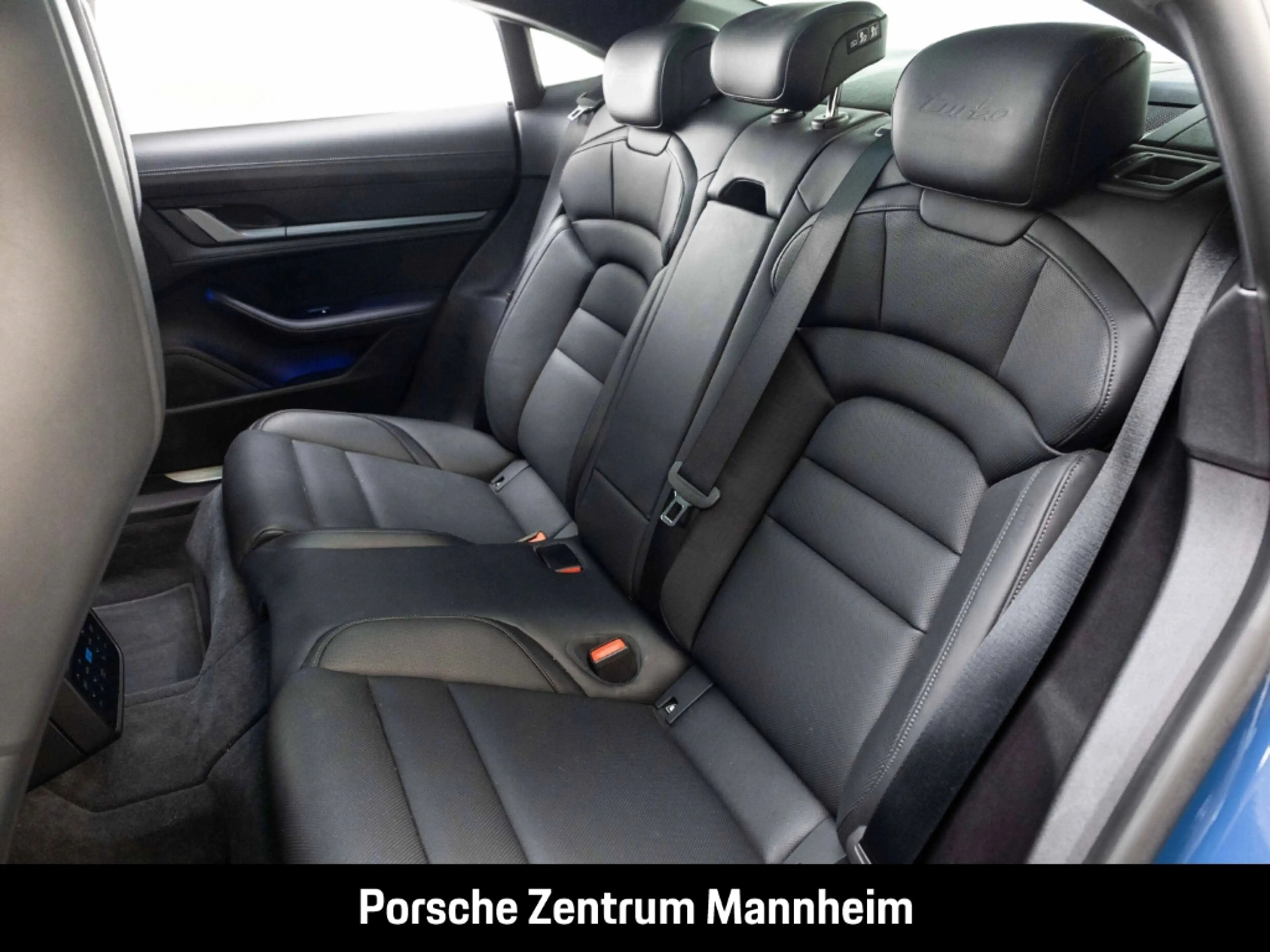 Porsche Taycan Turbo InnoDrive 18-Wege Pano SportChrono Sitzbelüf — photo 14