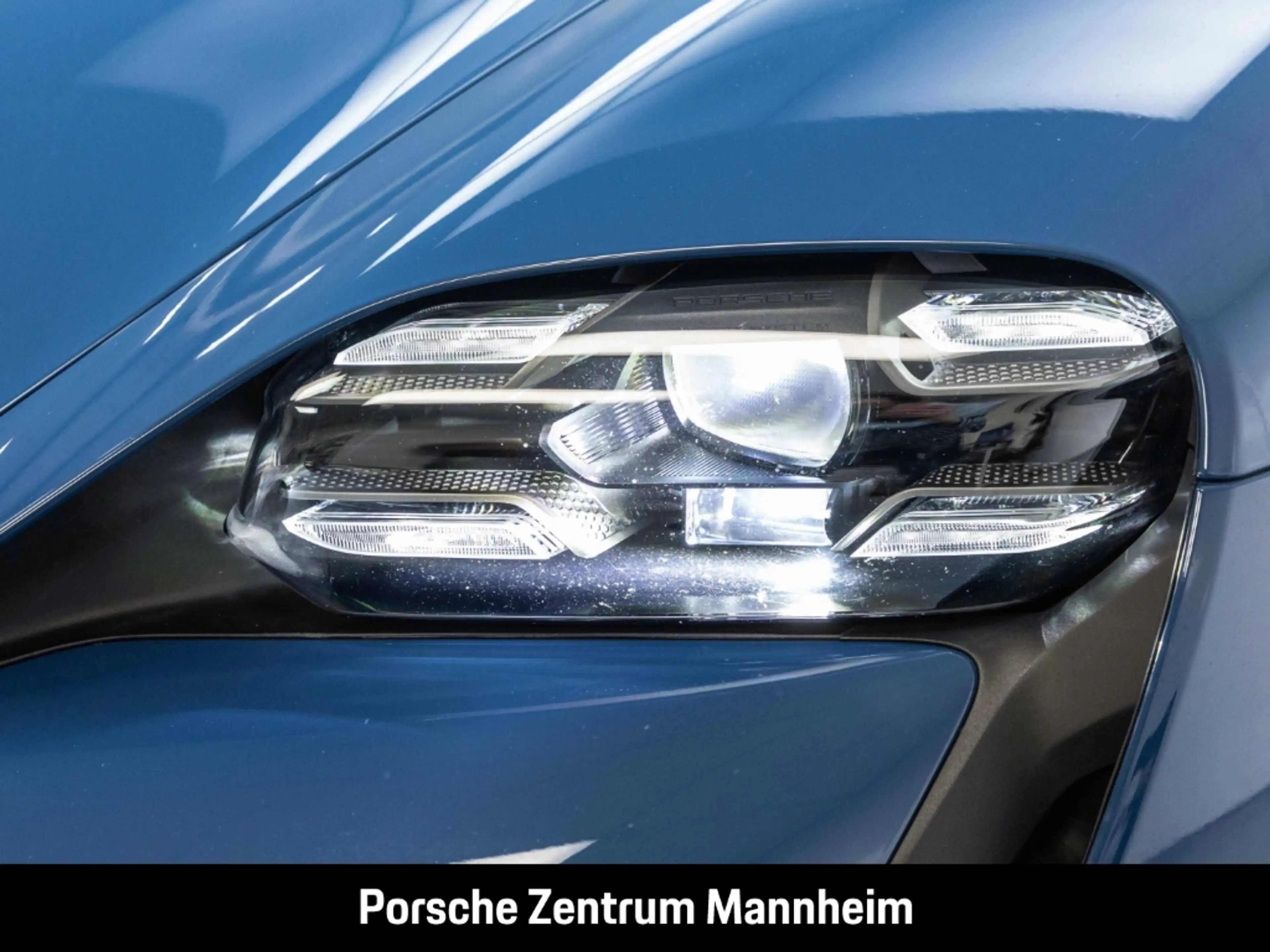 Porsche Taycan Turbo InnoDrive 18-Wege Pano SportChrono Sitzbelüf — photo 13