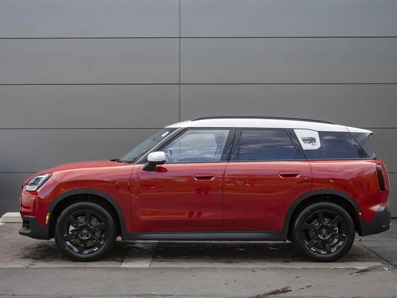 MINI Countryman снимка MINI Countryman