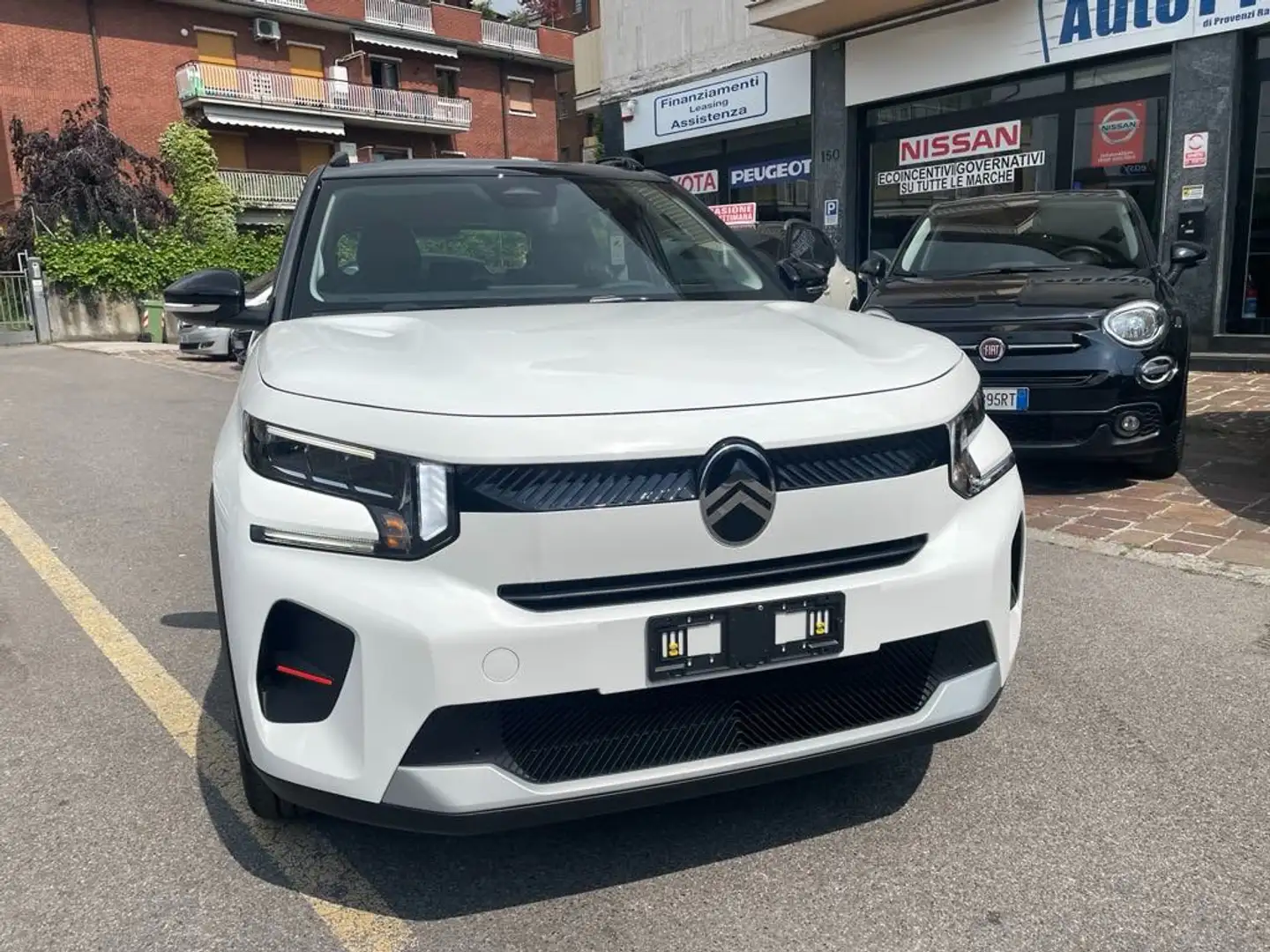 Citroen C3 1.2 puretech t. 100 cv VARI COLORI E ALLESTIMENI Bianco - 2