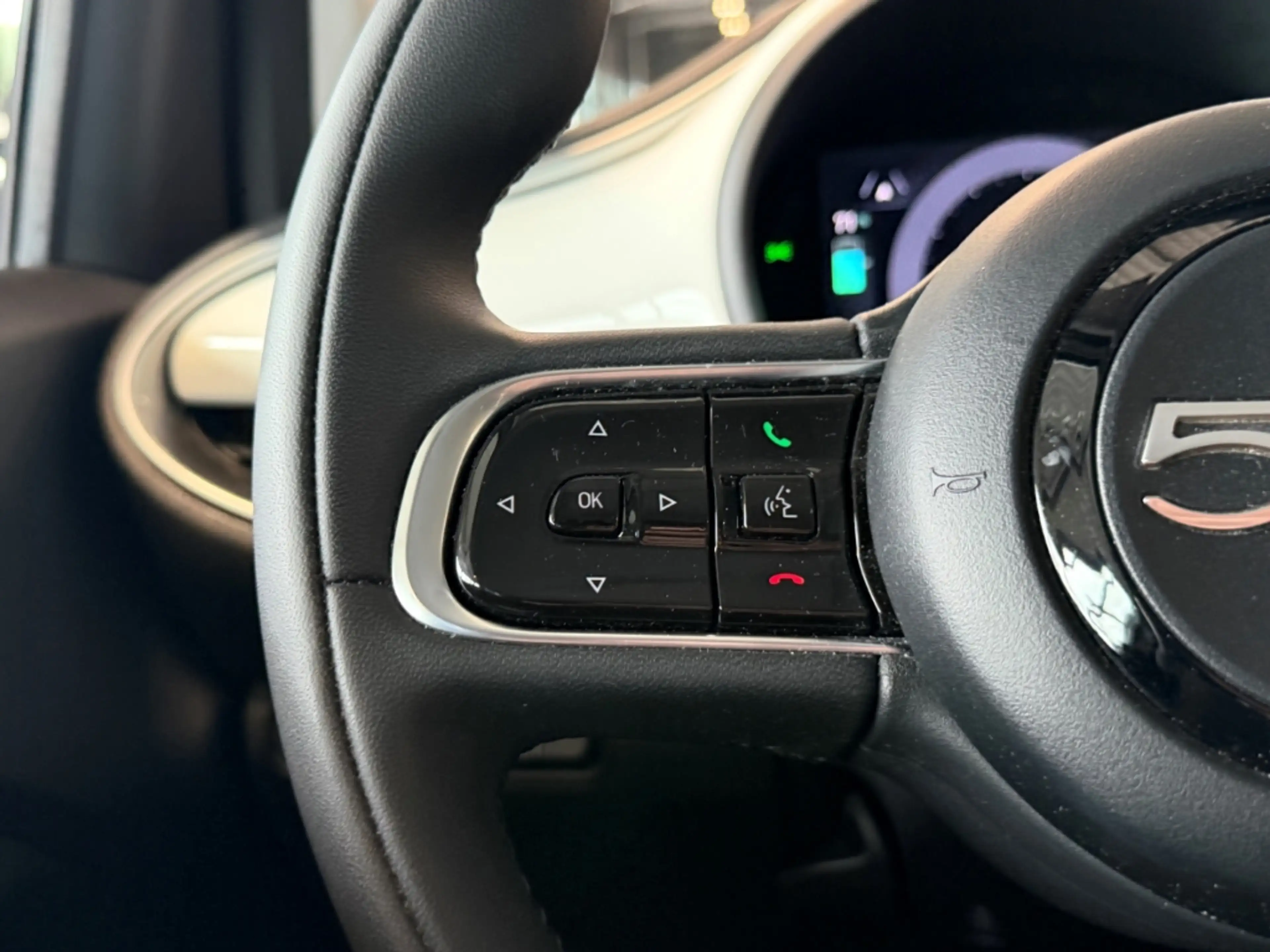 Fiat 500 e Icon *Apple Car Play *Tempomat — photo 15