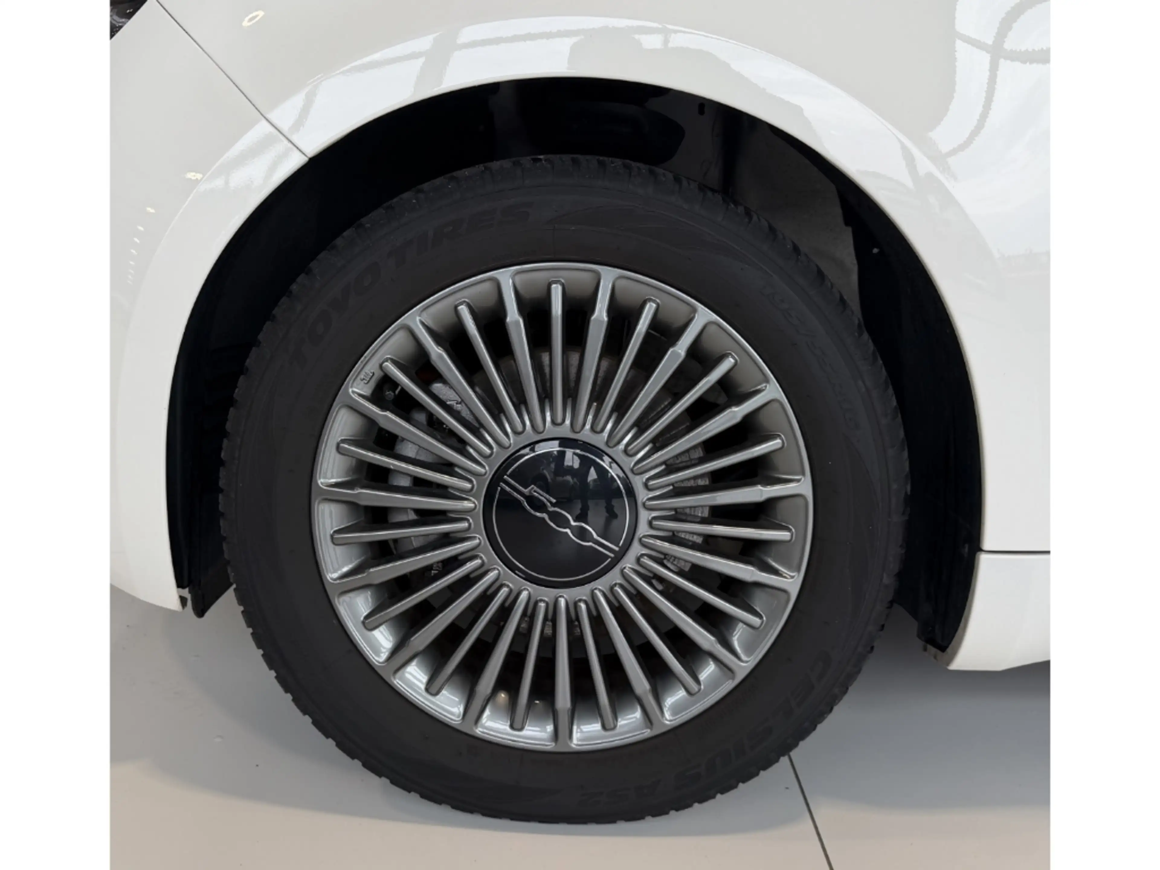 Fiat 500 e Icon *Apple Car Play *Tempomat — photo 9
