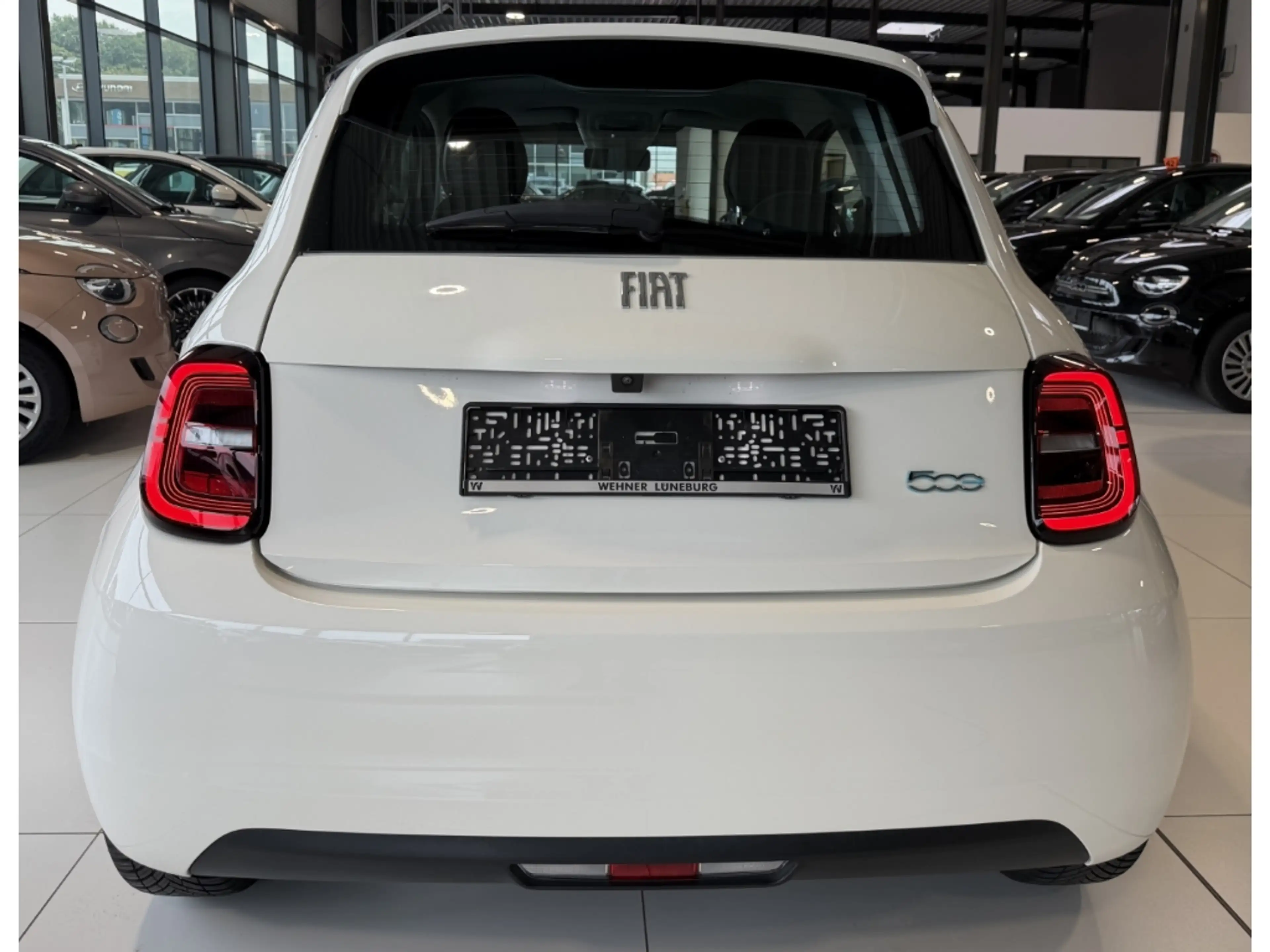 Fiat 500 e Icon *Apple Car Play *Tempomat — photo 6