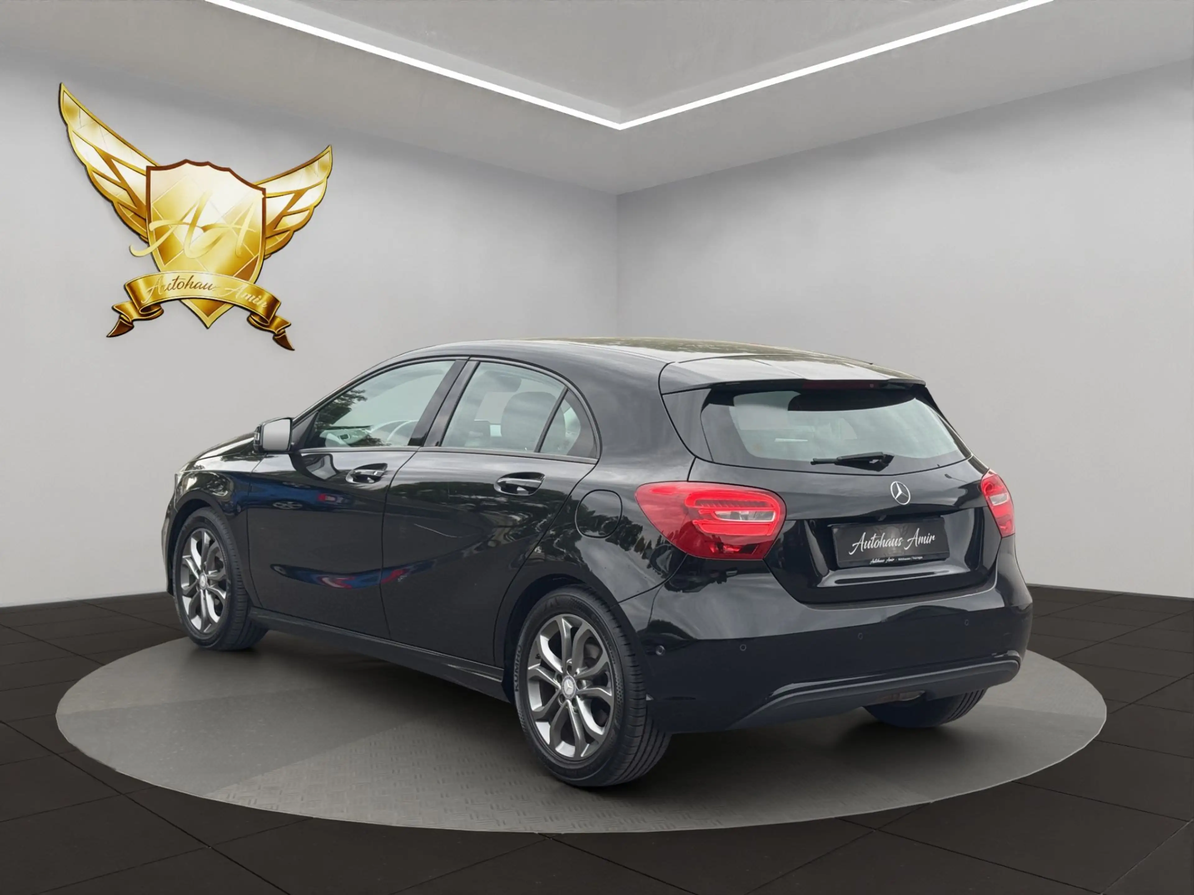 Mercedes-Benz A 200 d — photo 3