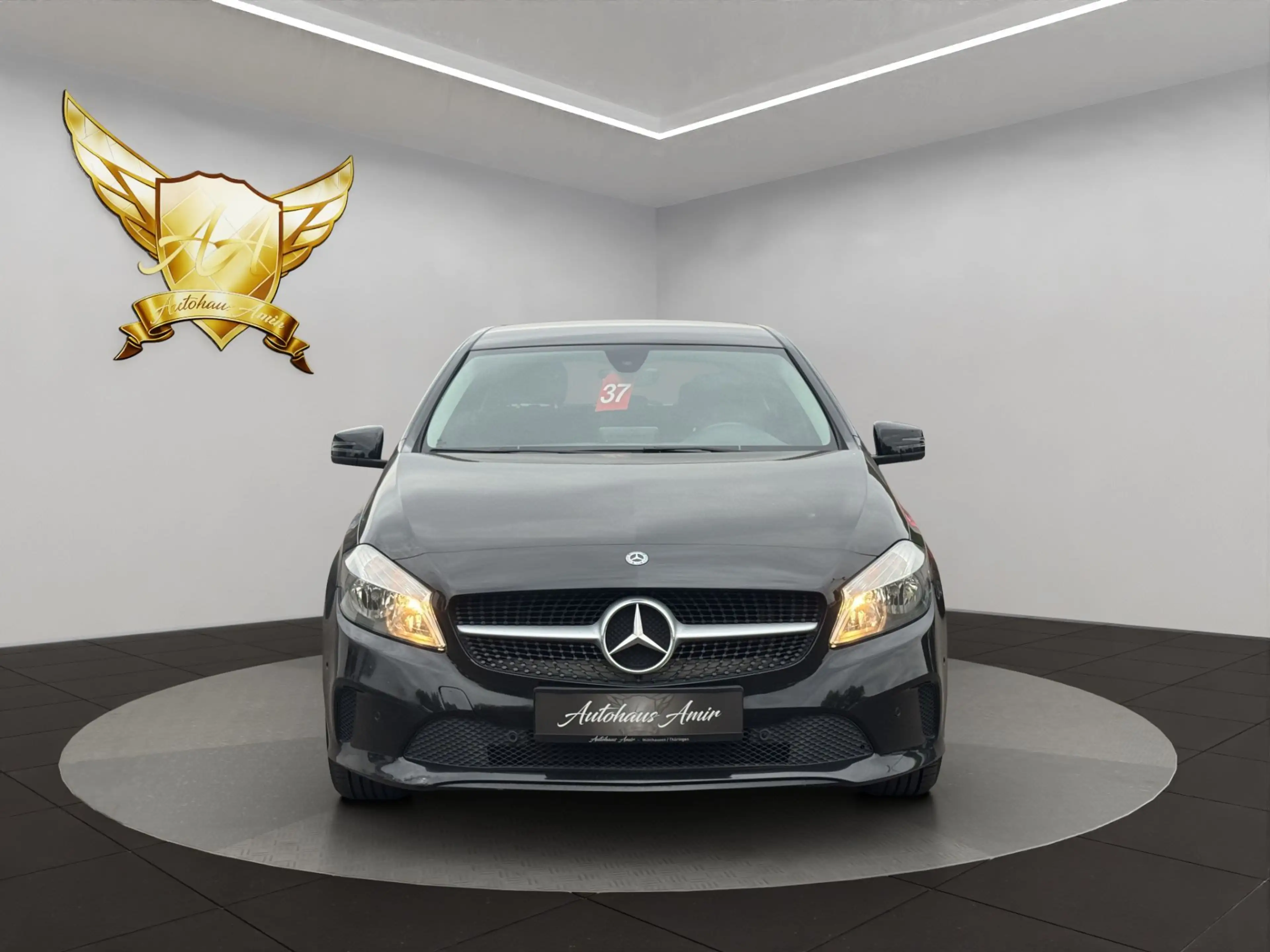 Mercedes-Benz A 200 d — photo 8