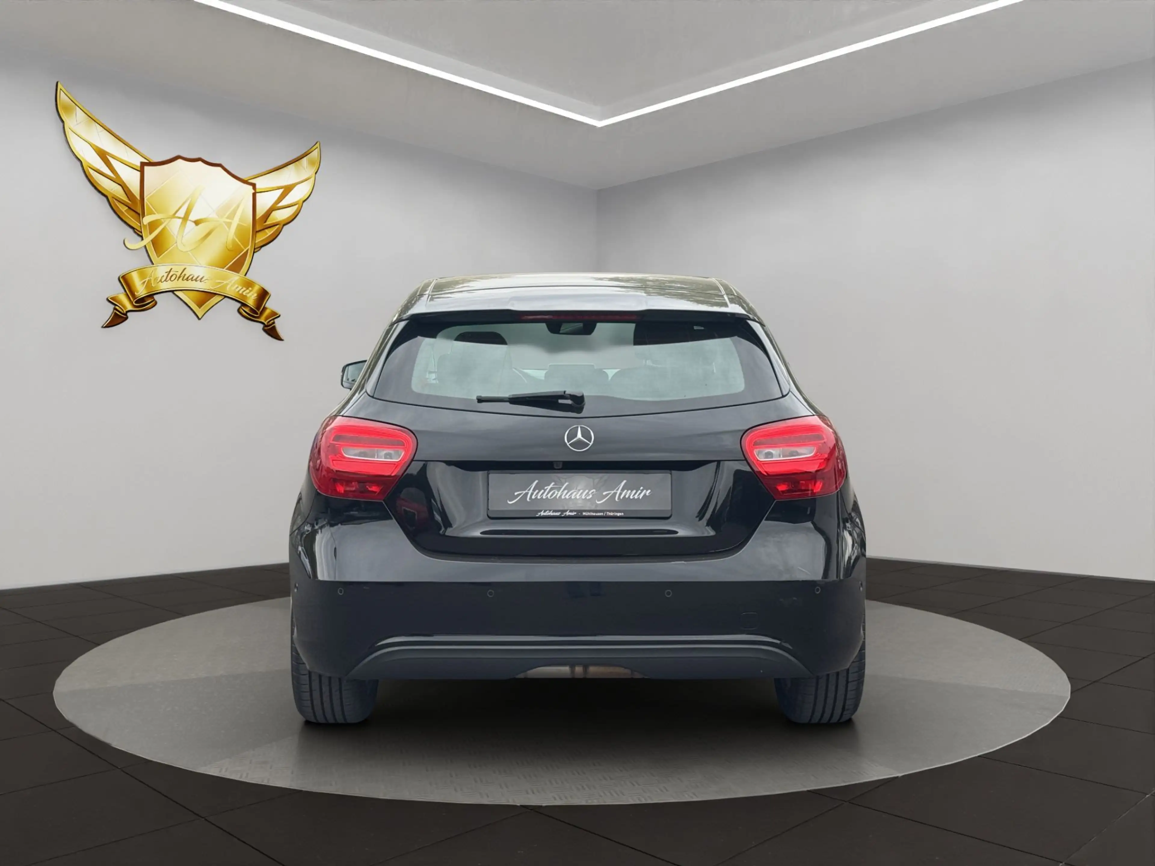 Mercedes-Benz A 200 d — photo 4