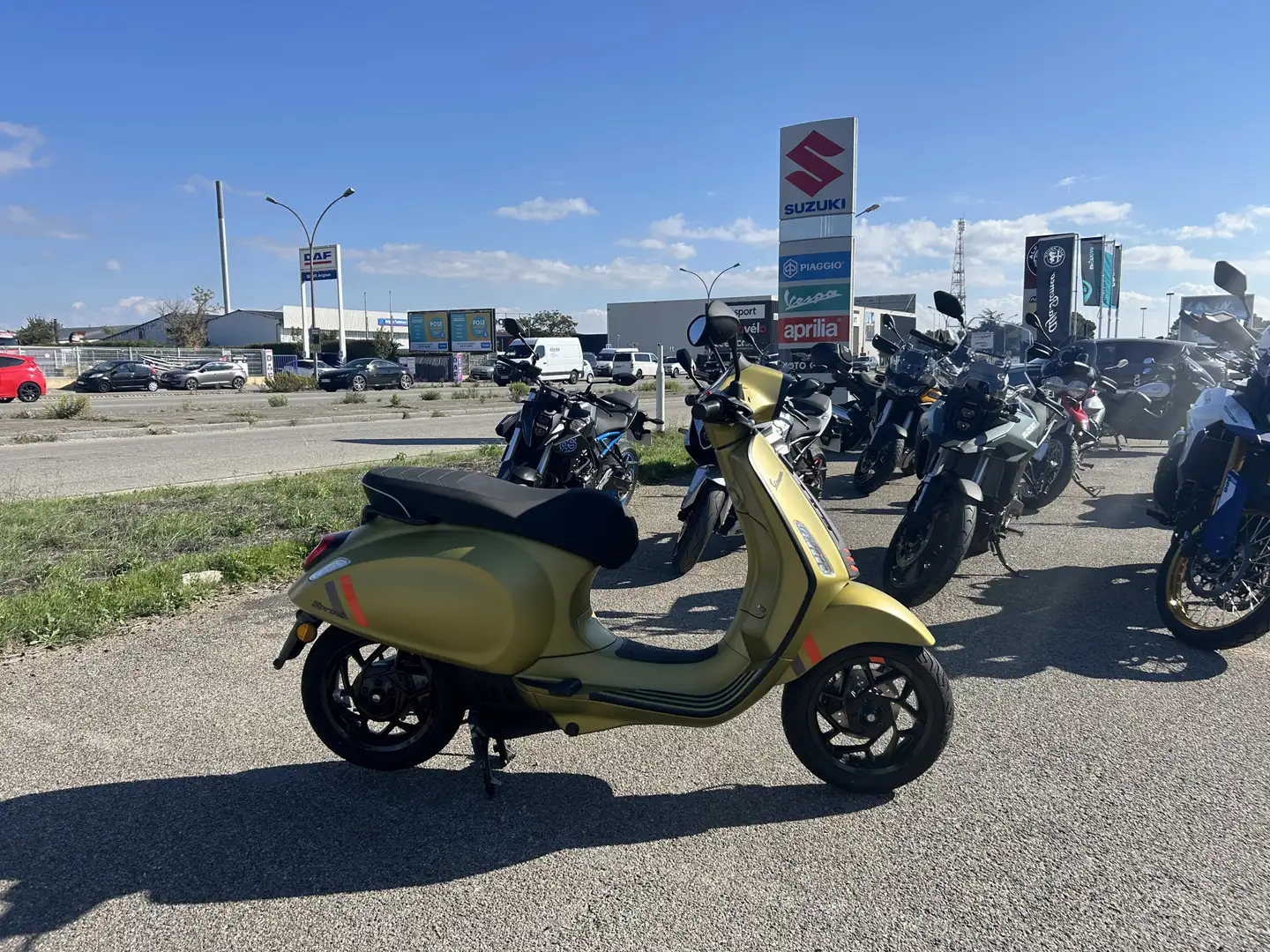 Vespa Elettrica 45 km/h Groen - 1