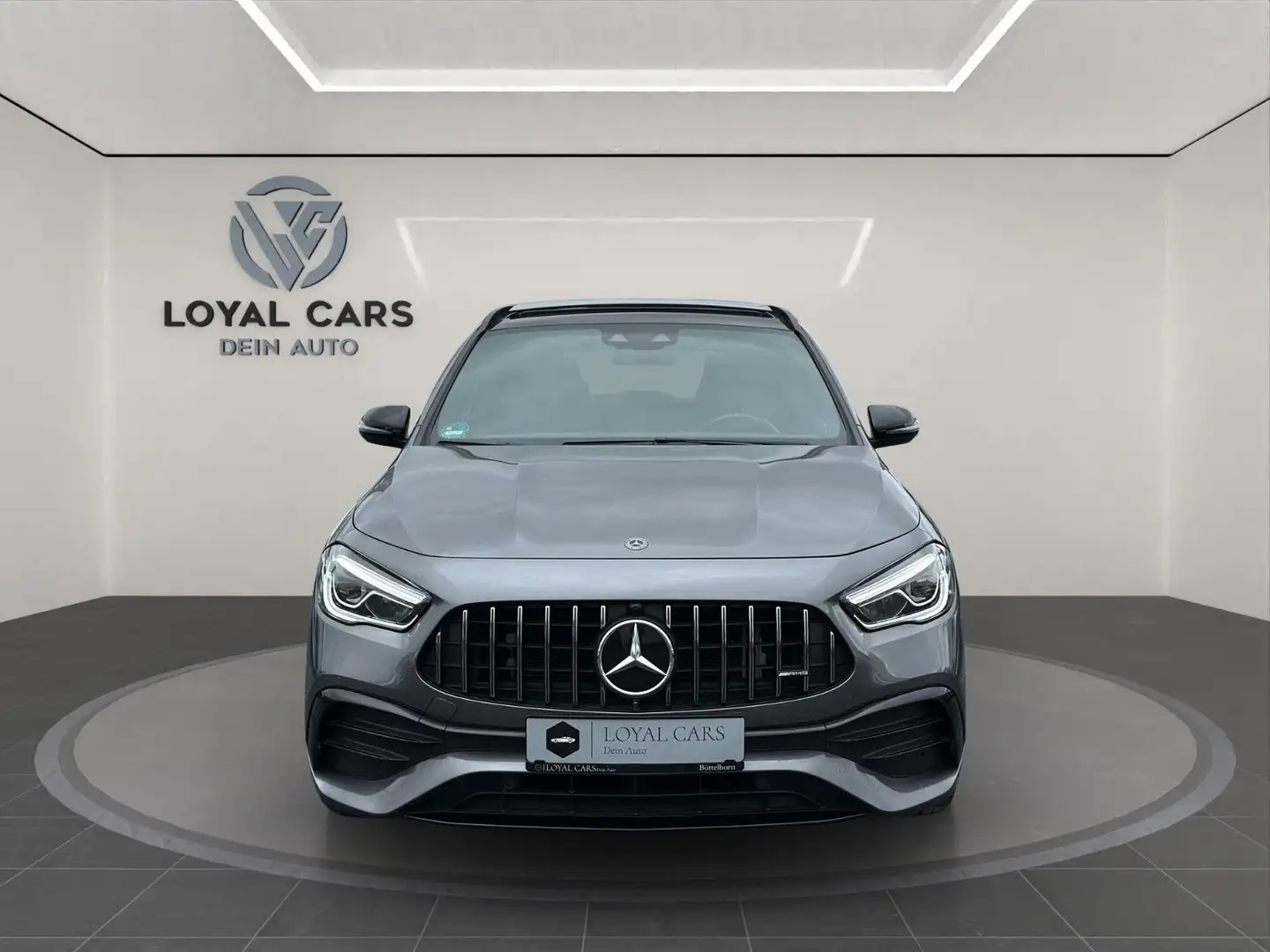 Mercedes-Benz GLA 35 AMG 4M*Wides*PANO*NAVI*LED*AMBIENTE*KAMER Gris - 2