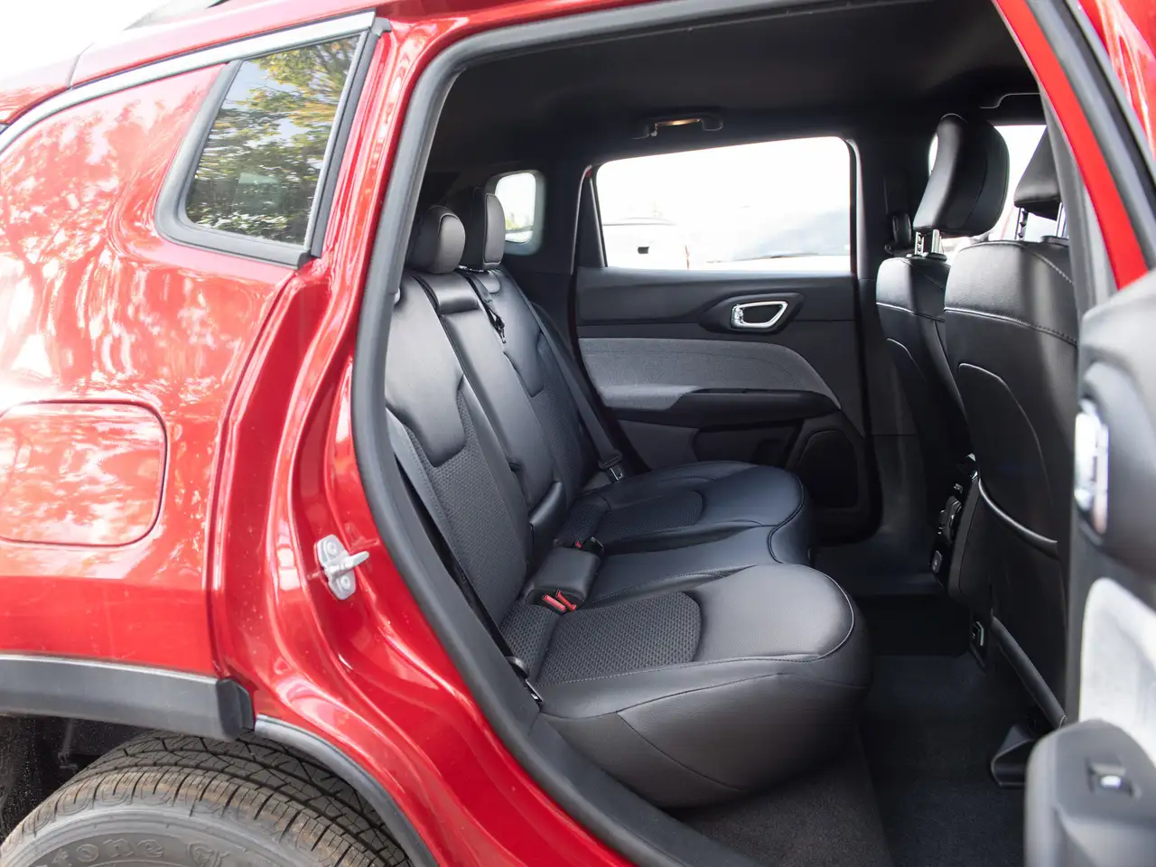 Jeep Compass снимка Jeep Compass