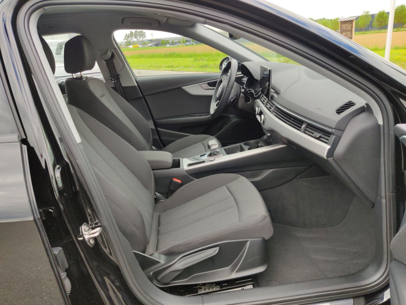 Audi A4 30 TDI S-Tronic, Tempomat, Fernlichassi — photo 15